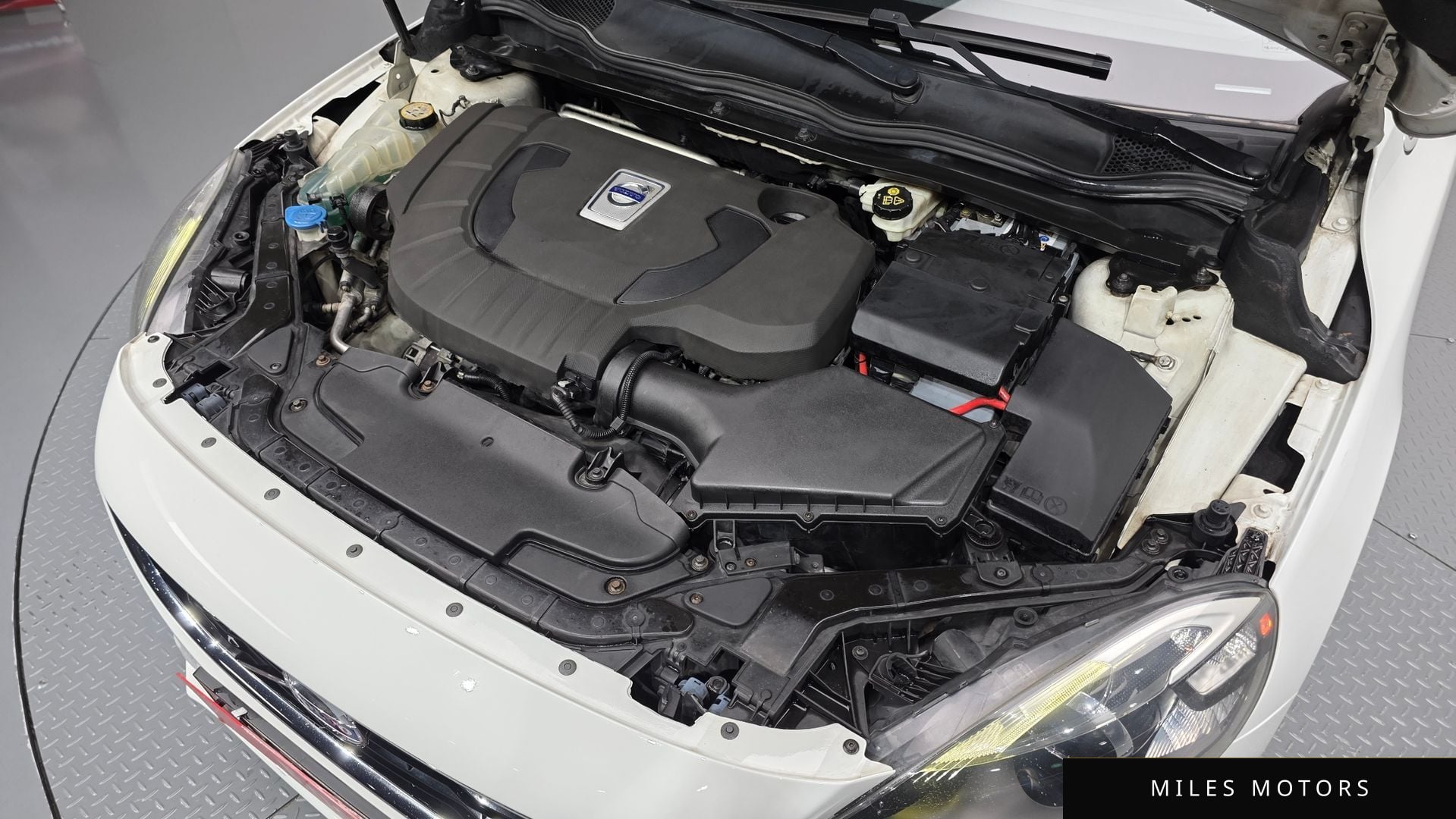 Volvo V40 2013 — миниатюра 6