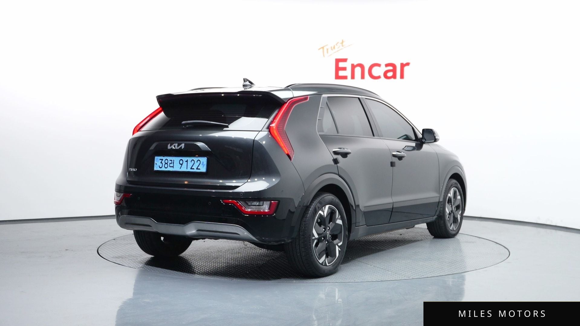Kia Niro 2023 — миниатюра 2
