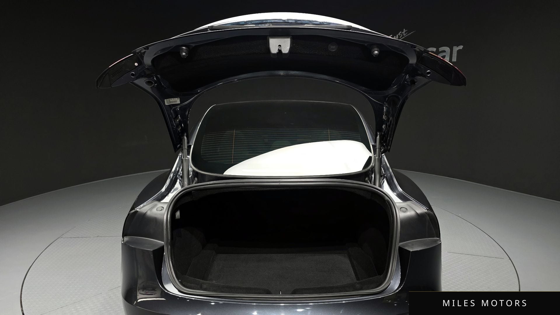 Tesla 모델 3 2024 — миниатюра 20