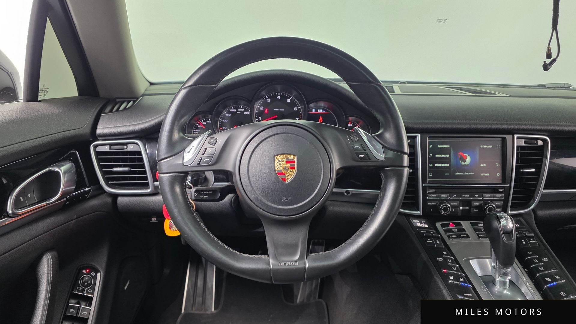 Porsche 파나메라 2015 — миниатюра 13