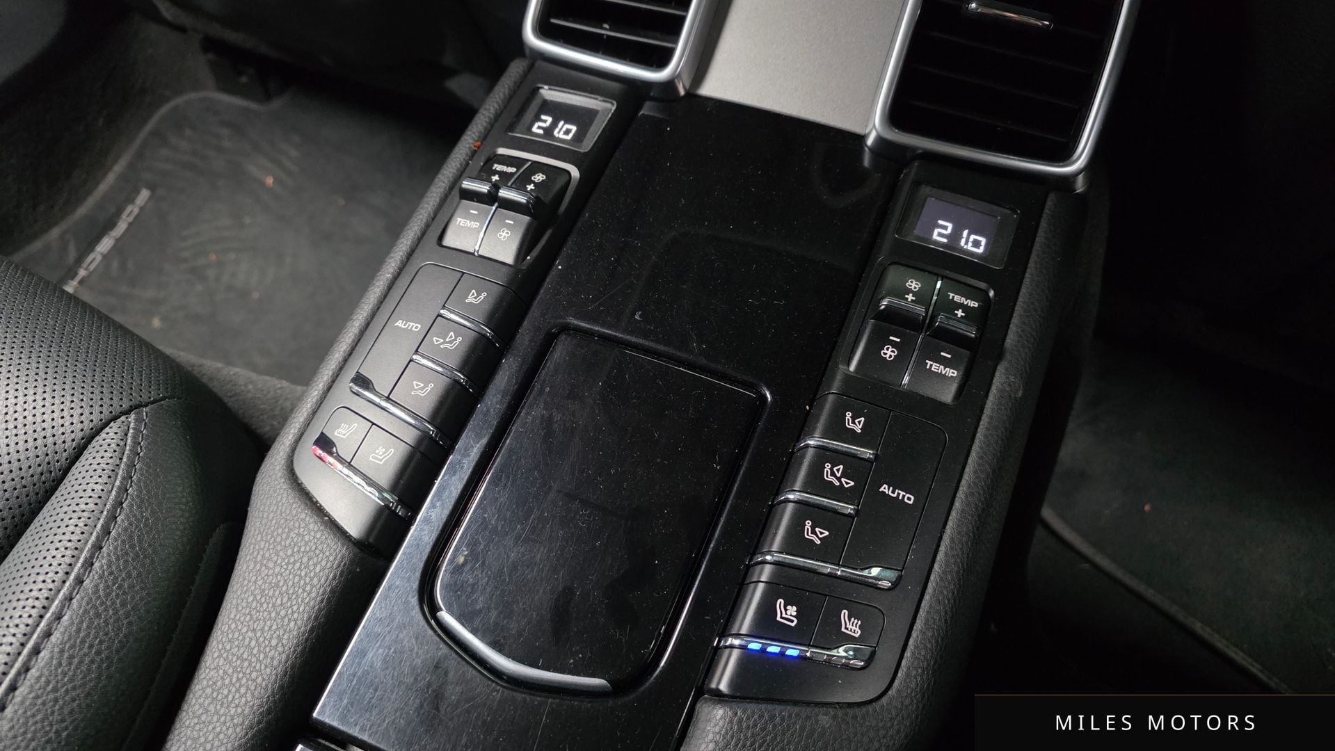 Porsche 파나메라 2015 — миниатюра 18