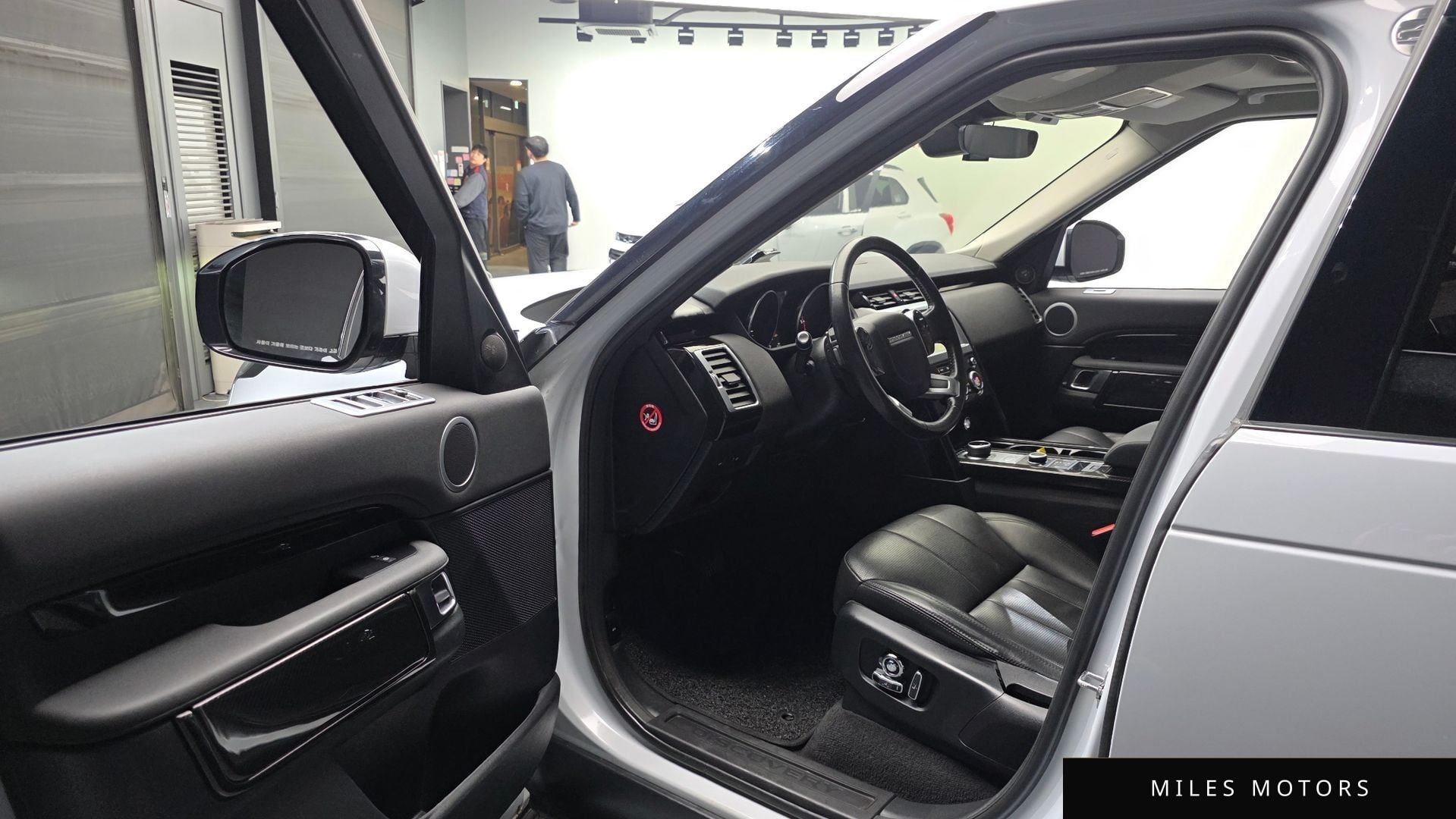 Land Rover 디스커버리 5 2019 — миниатюра 10