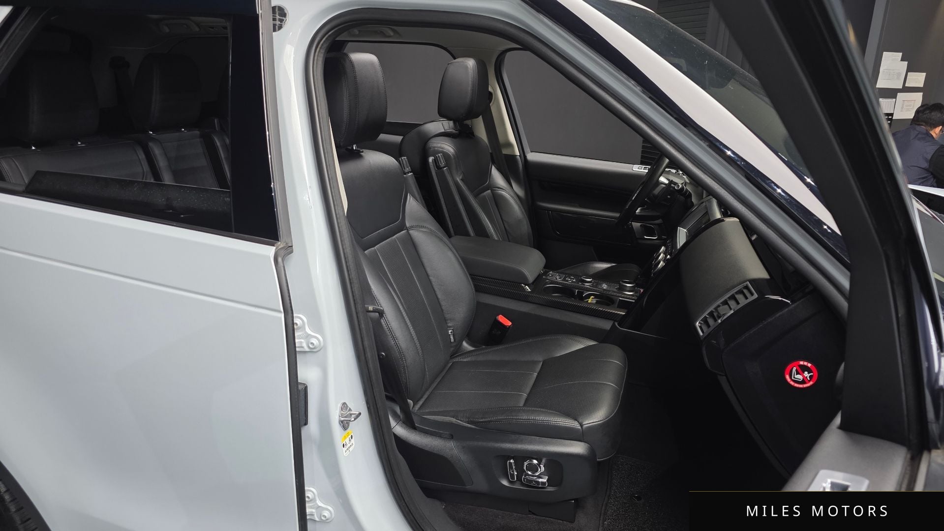Land Rover 디스커버리 5 2019 — миниатюра 12