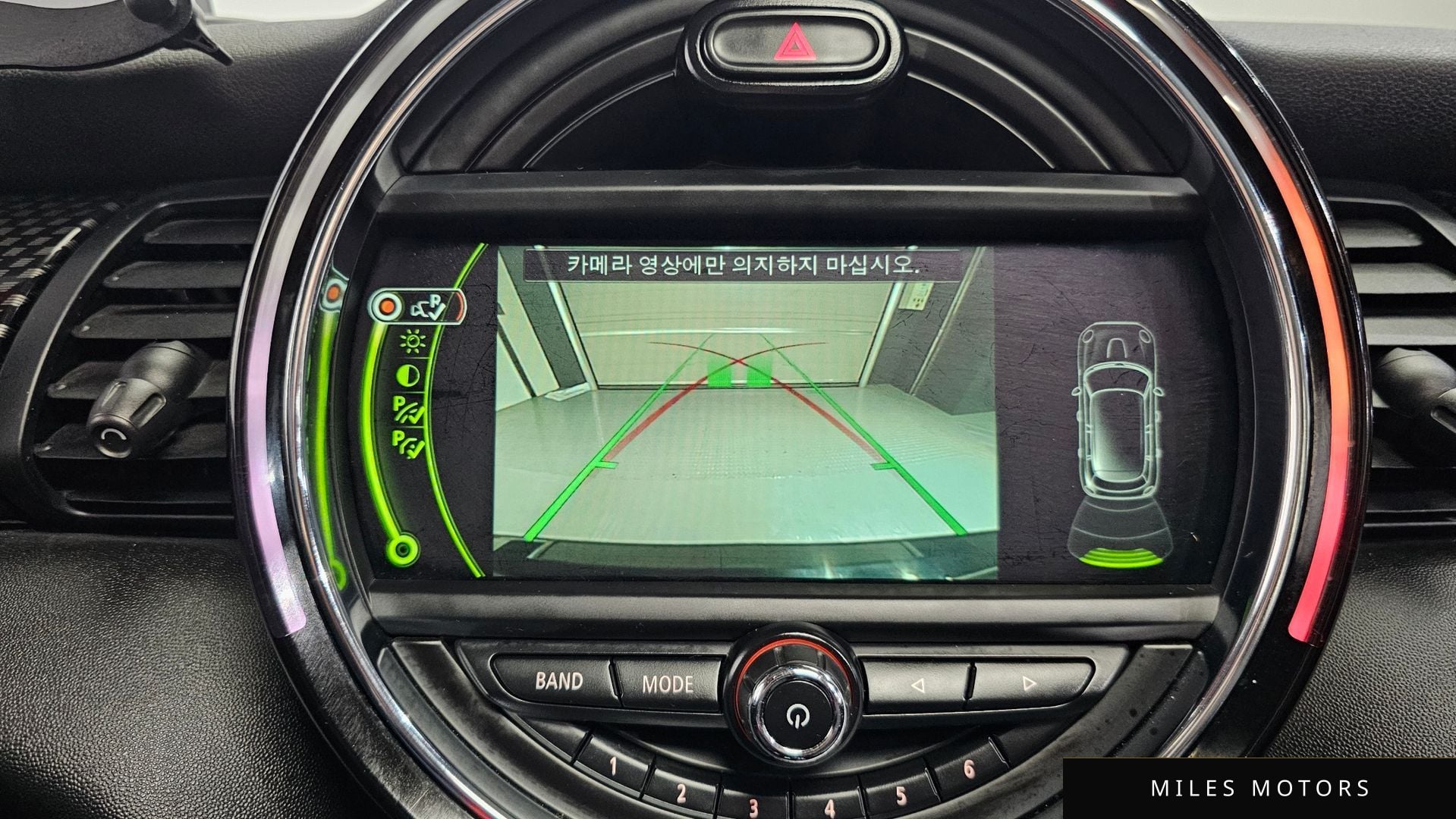 MINI 쿠퍼 SD 2016 — миниатюра 15