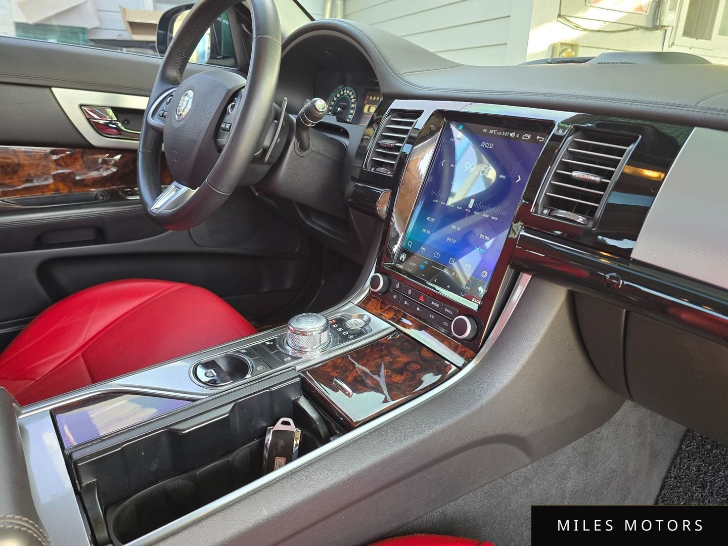 Jaguar New XF 2012 — миниатюра 10