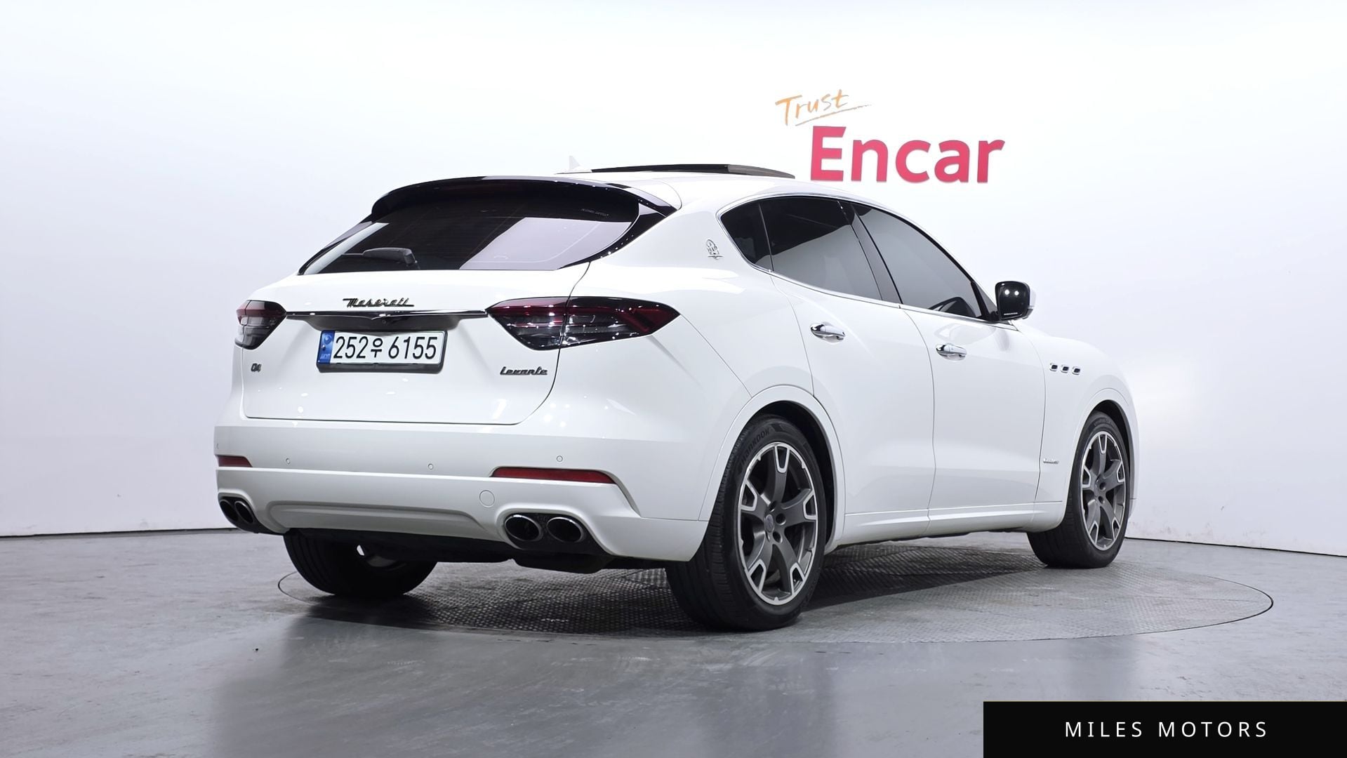 Maserati 르반떼 2018 — миниатюра 2