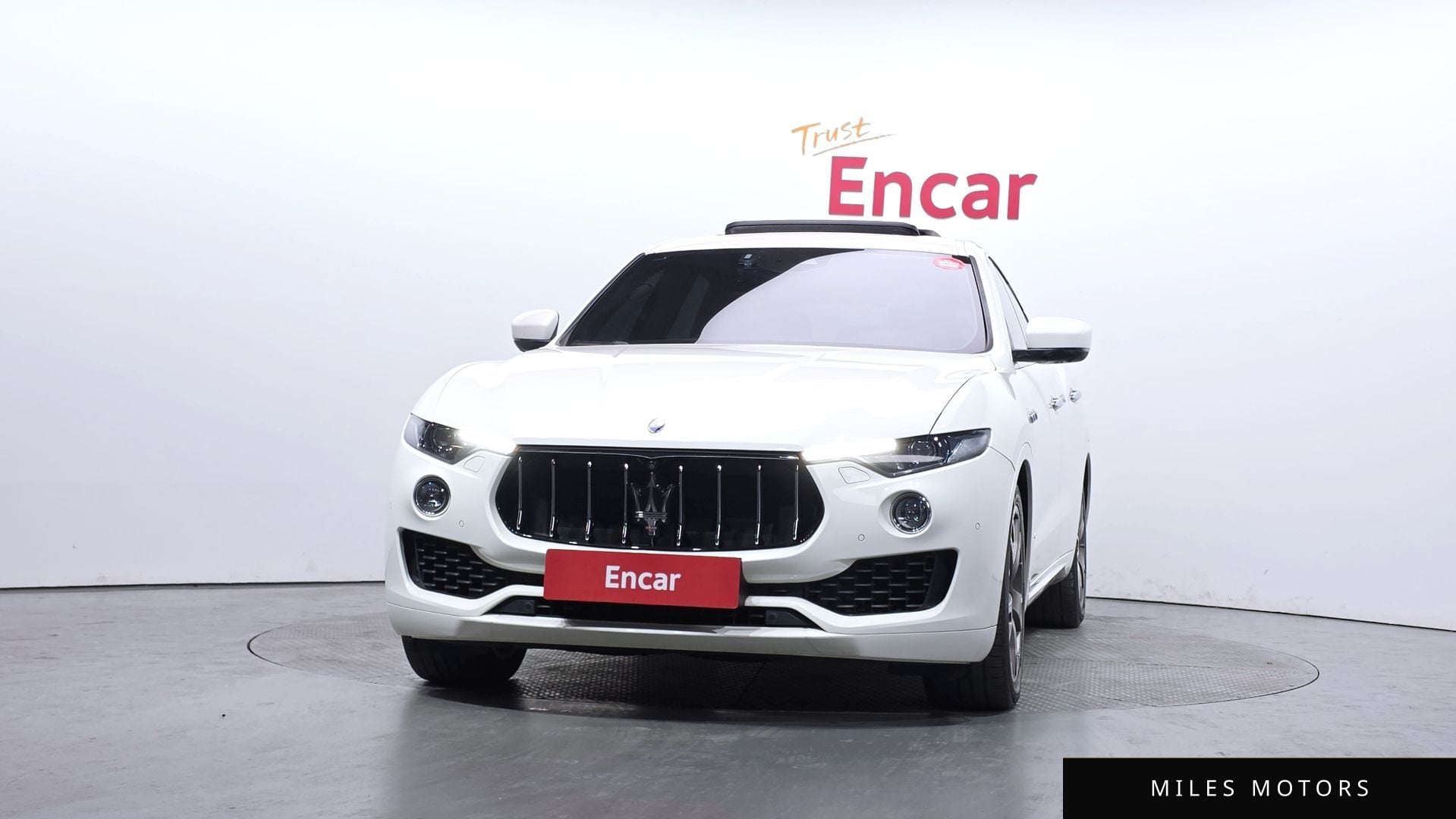 Maserati 르반떼 2018 — миниатюра 3