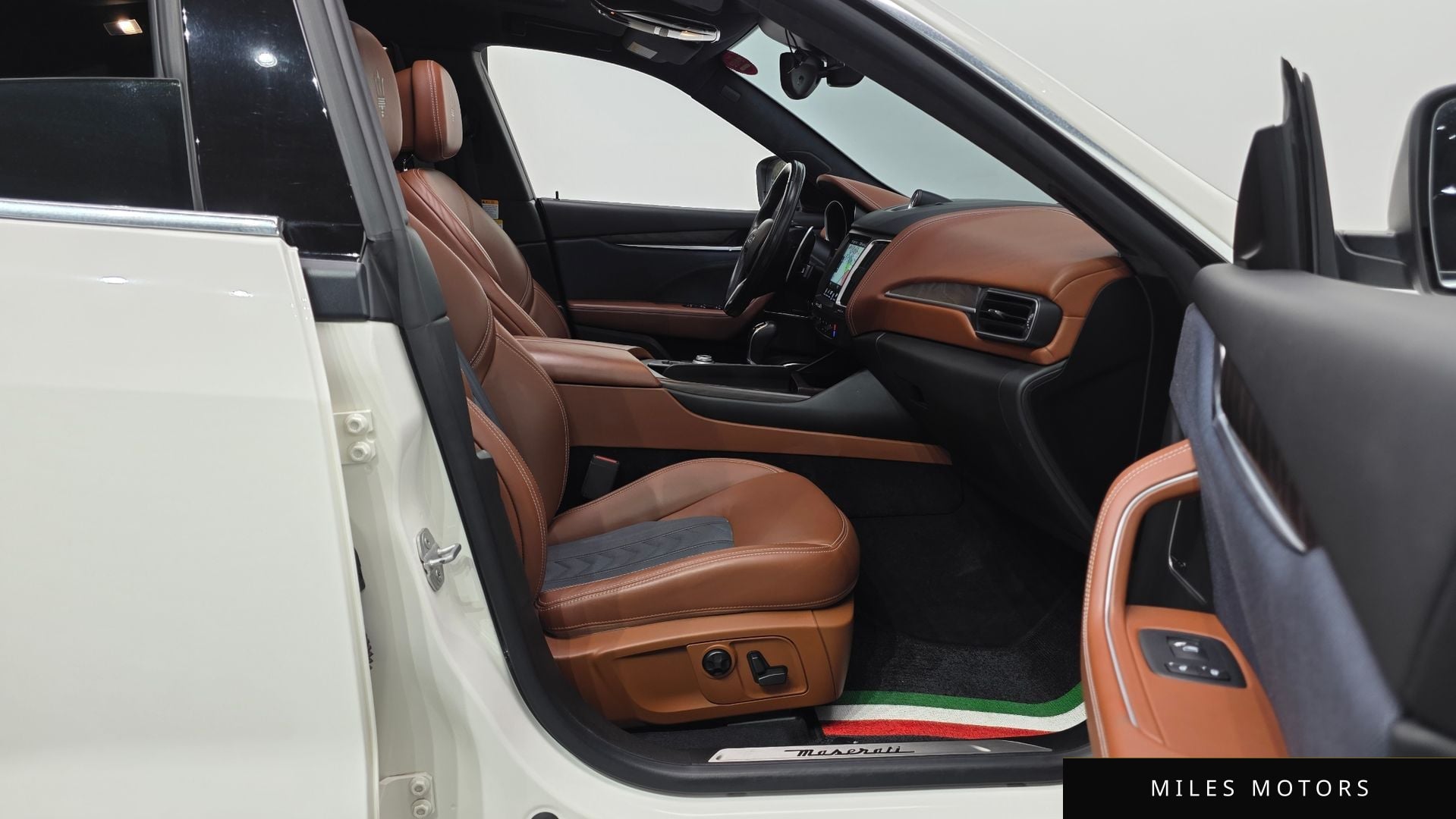 Maserati 르반떼 2018 — миниатюра 11