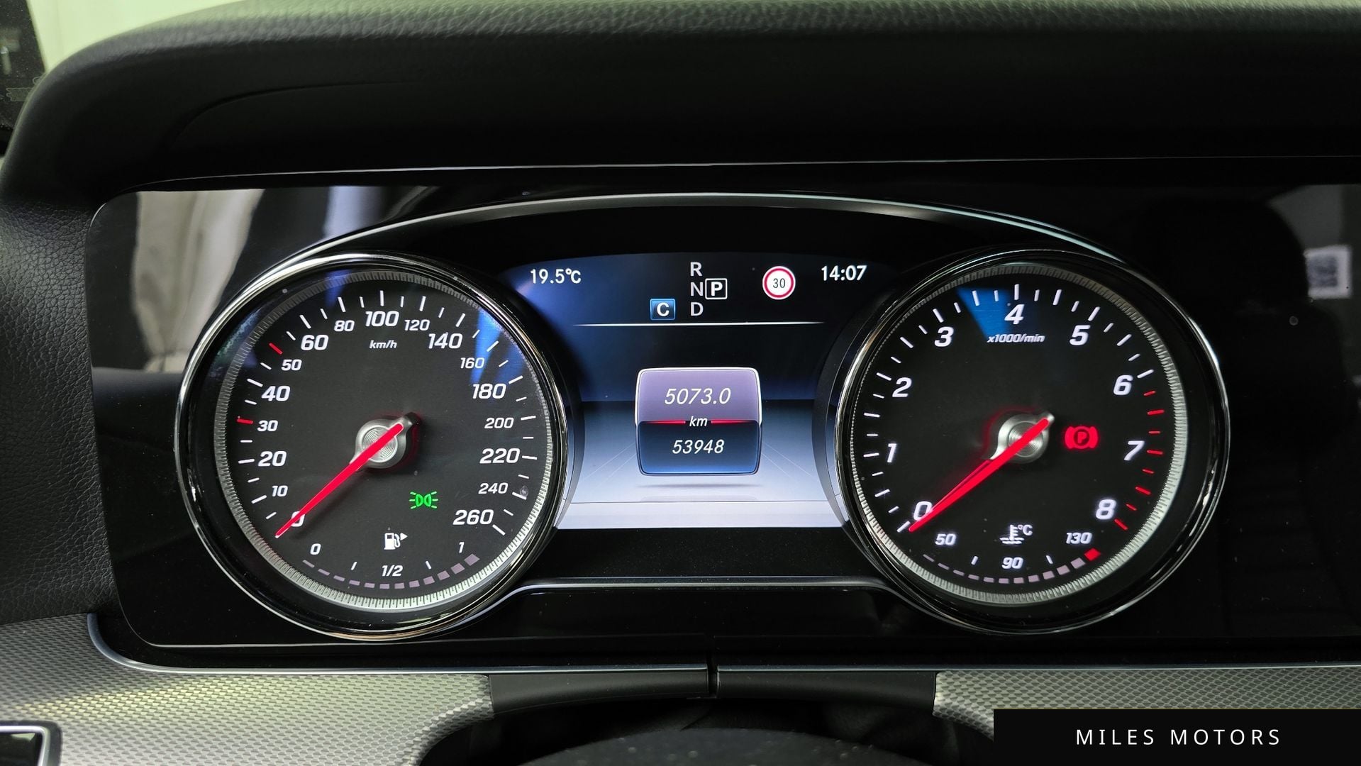 Mercedes-Benz E-Class W213 2017 — миниатюра 8