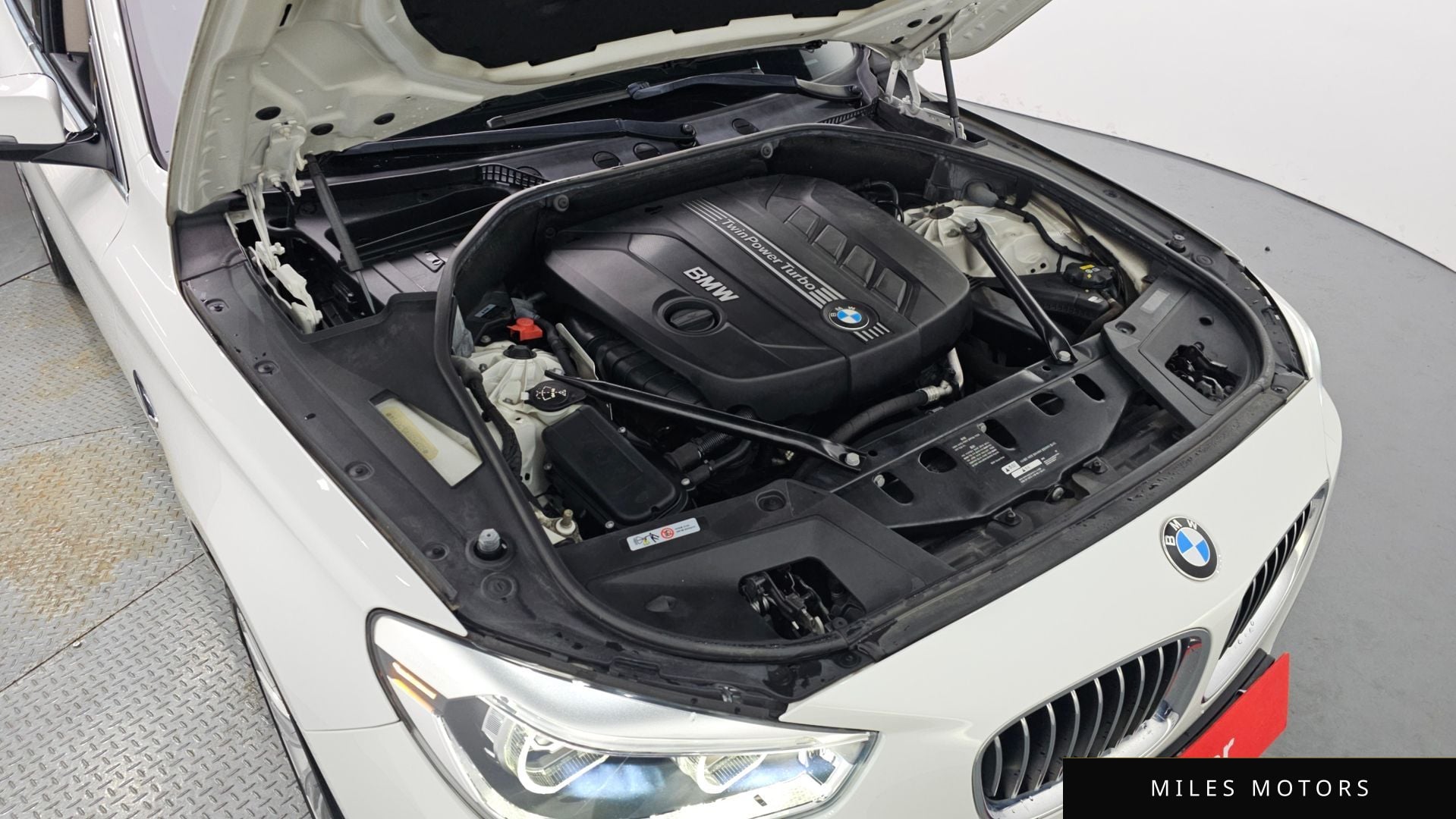 BMW 5시리즈 GT (F07) 2017 — миниатюра 6