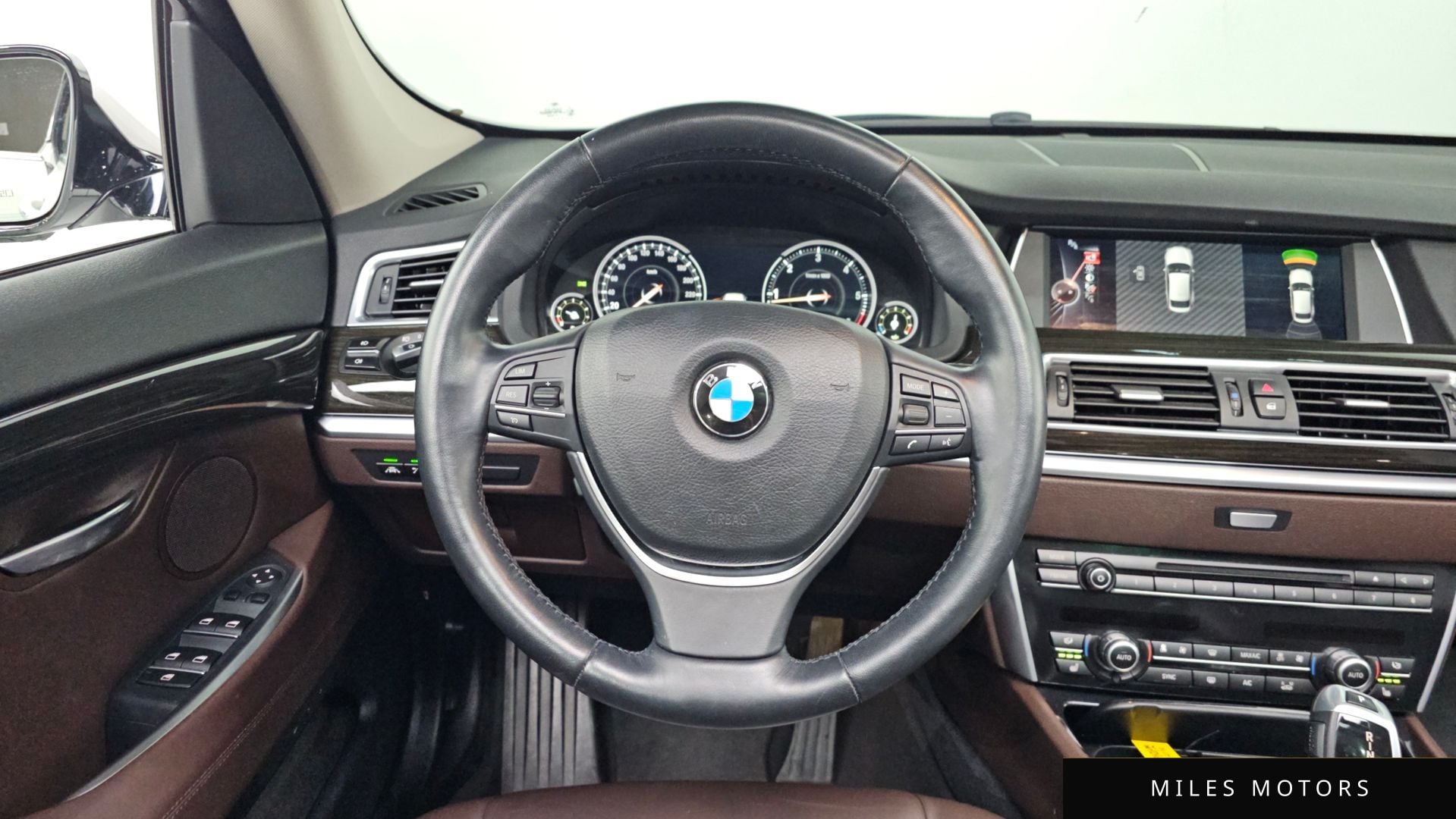 BMW 5시리즈 GT (F07) 2017 — миниатюра 14