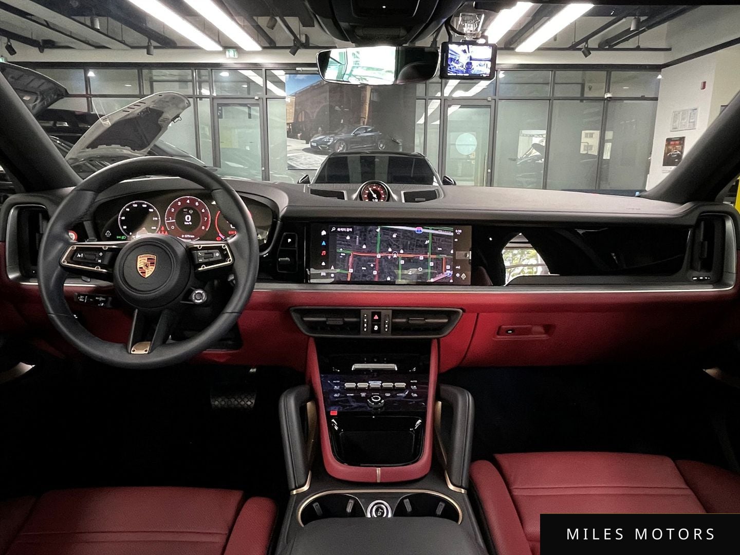 Porsche Cayenne 2025 — миниатюра 7