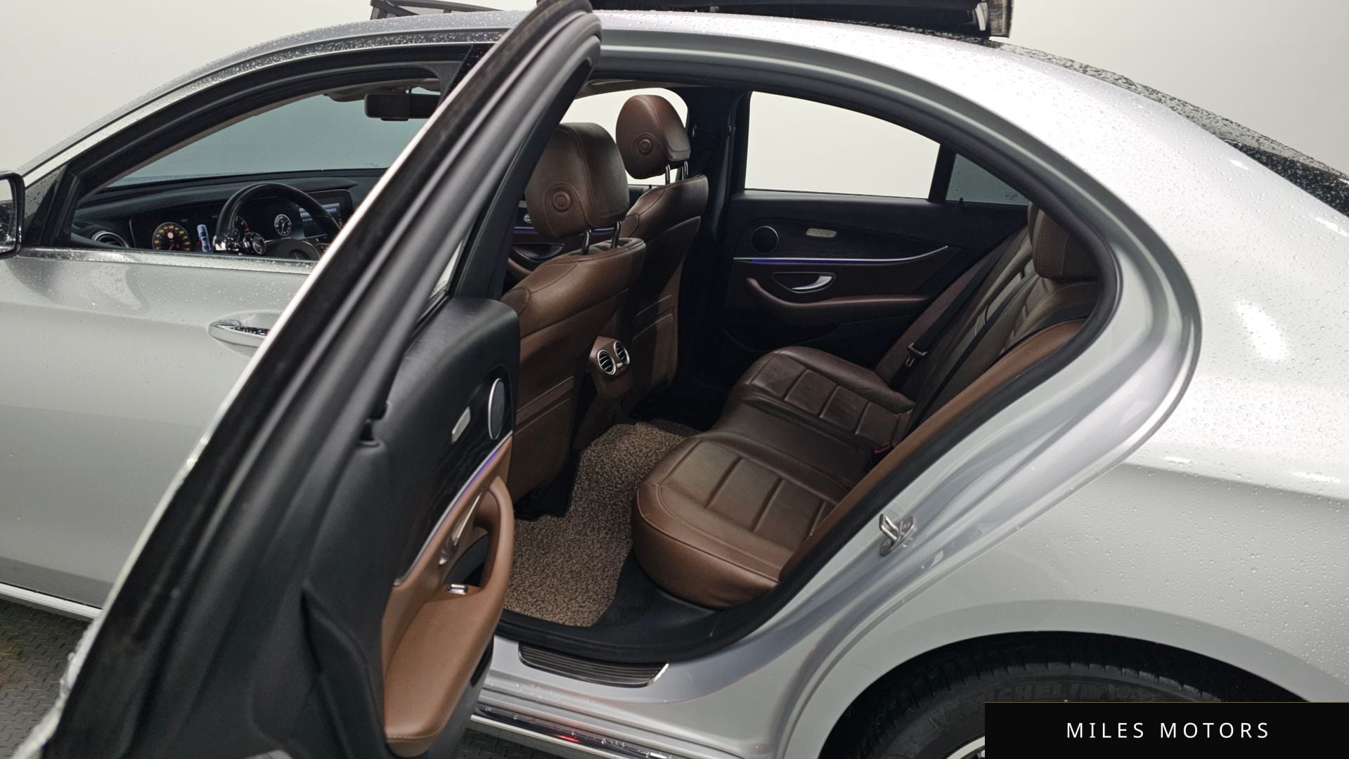 Mercedes-Benz E-클래스 W213 2017 — миниатюра 13