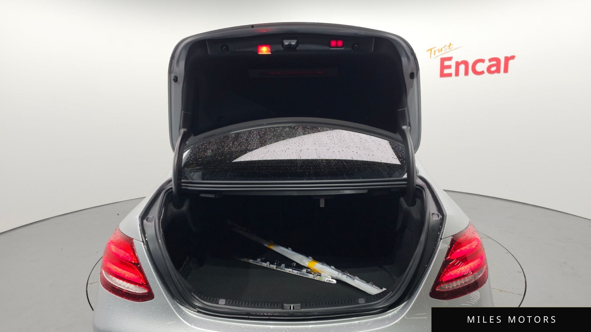 Mercedes-Benz E-클래스 W213 2017 — миниатюра 20