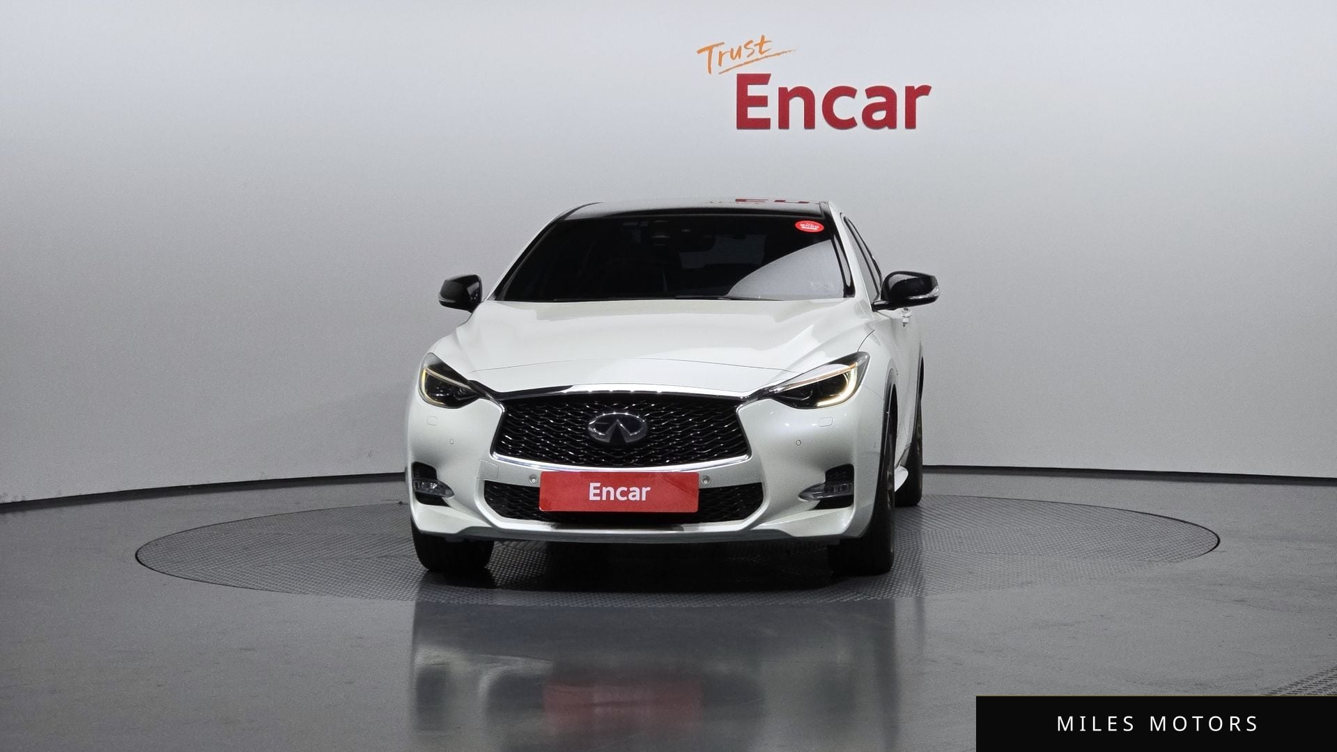 Infiniti Q30 2017 — миниатюра 3