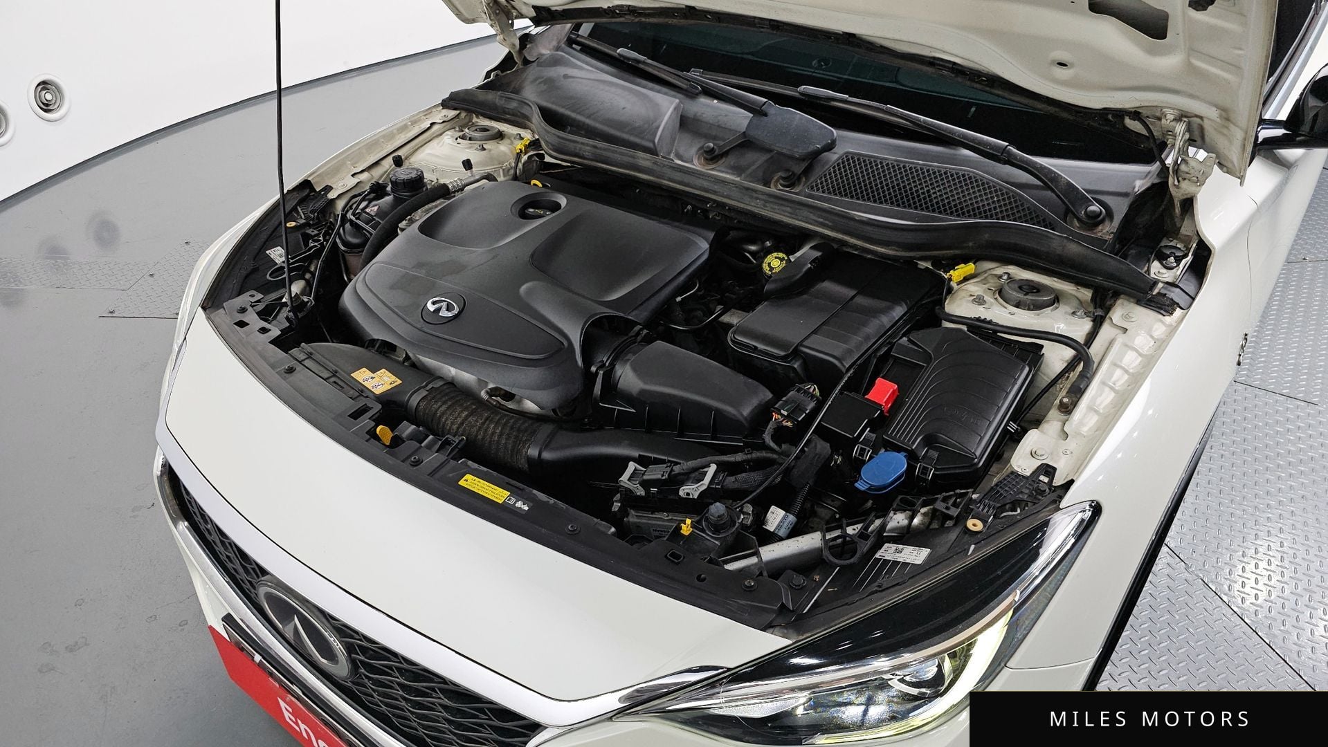 Infiniti Q30 2017 — миниатюра 6
