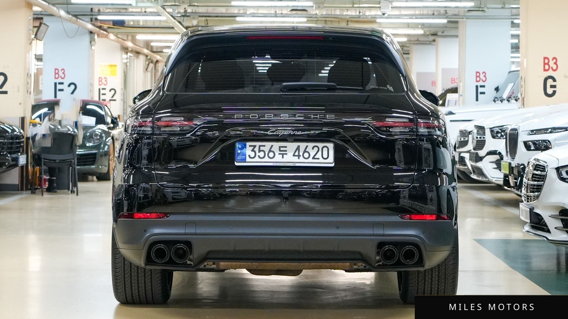 Porsche Cayenne 2023 — миниатюра 4