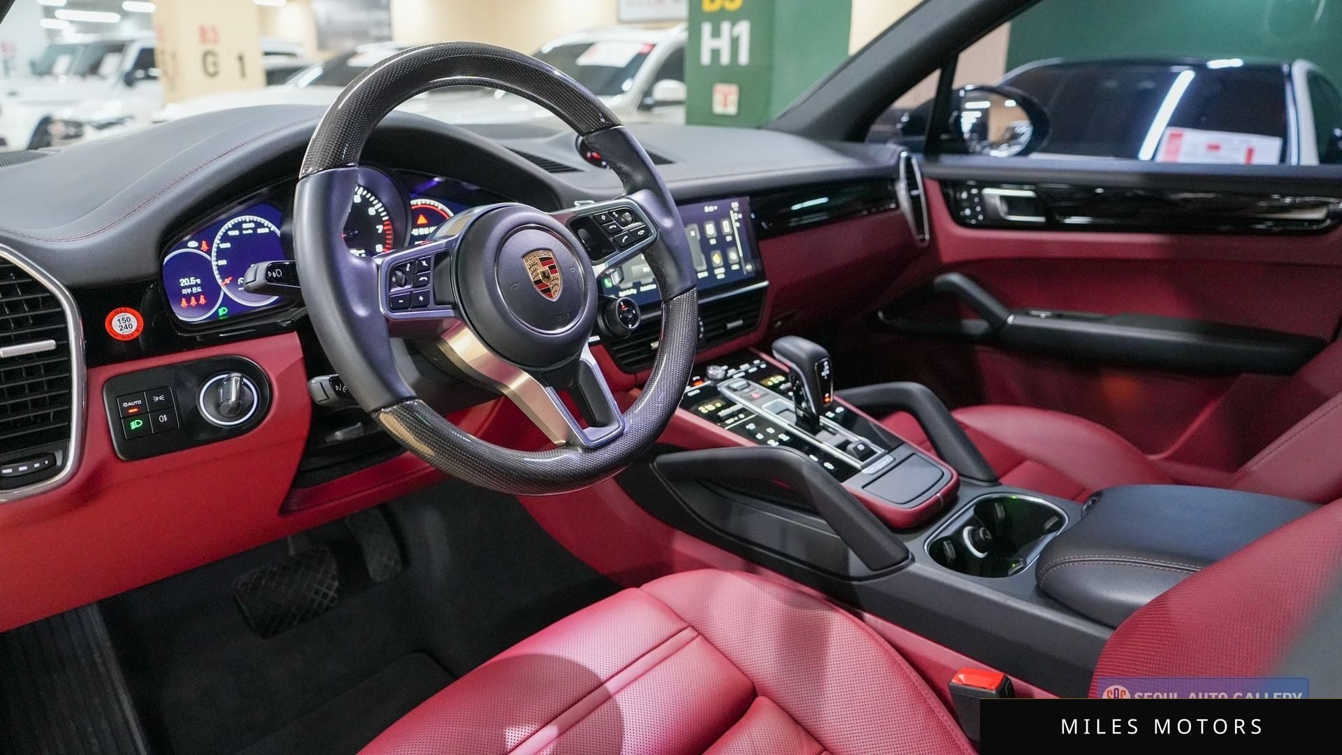 Porsche Cayenne 2023 — миниатюра 5