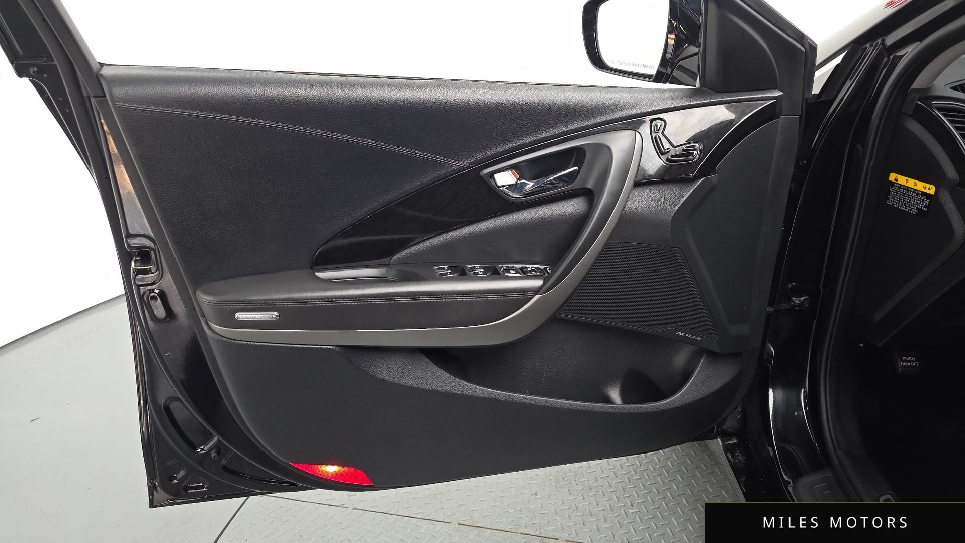 Hyundai Grandeur 2015 — миниатюра 14