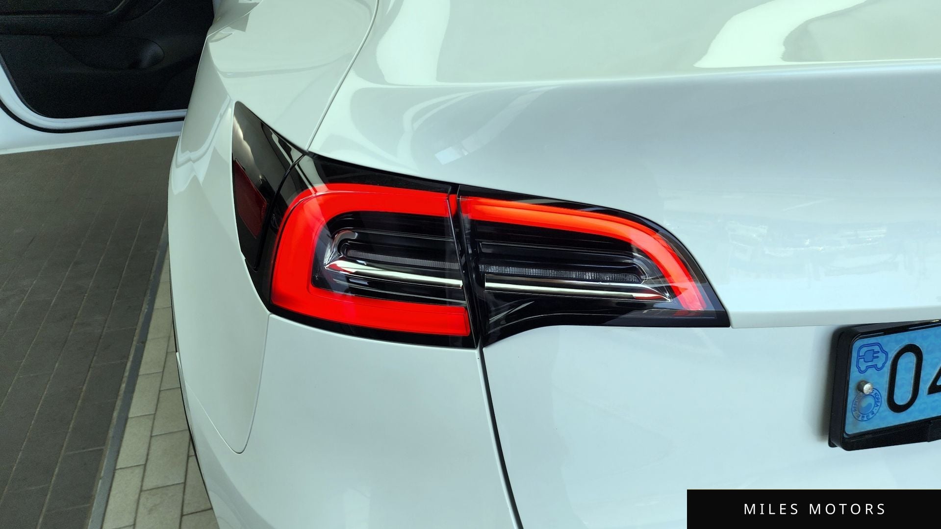 Tesla Model Y 2021 — миниатюра 9