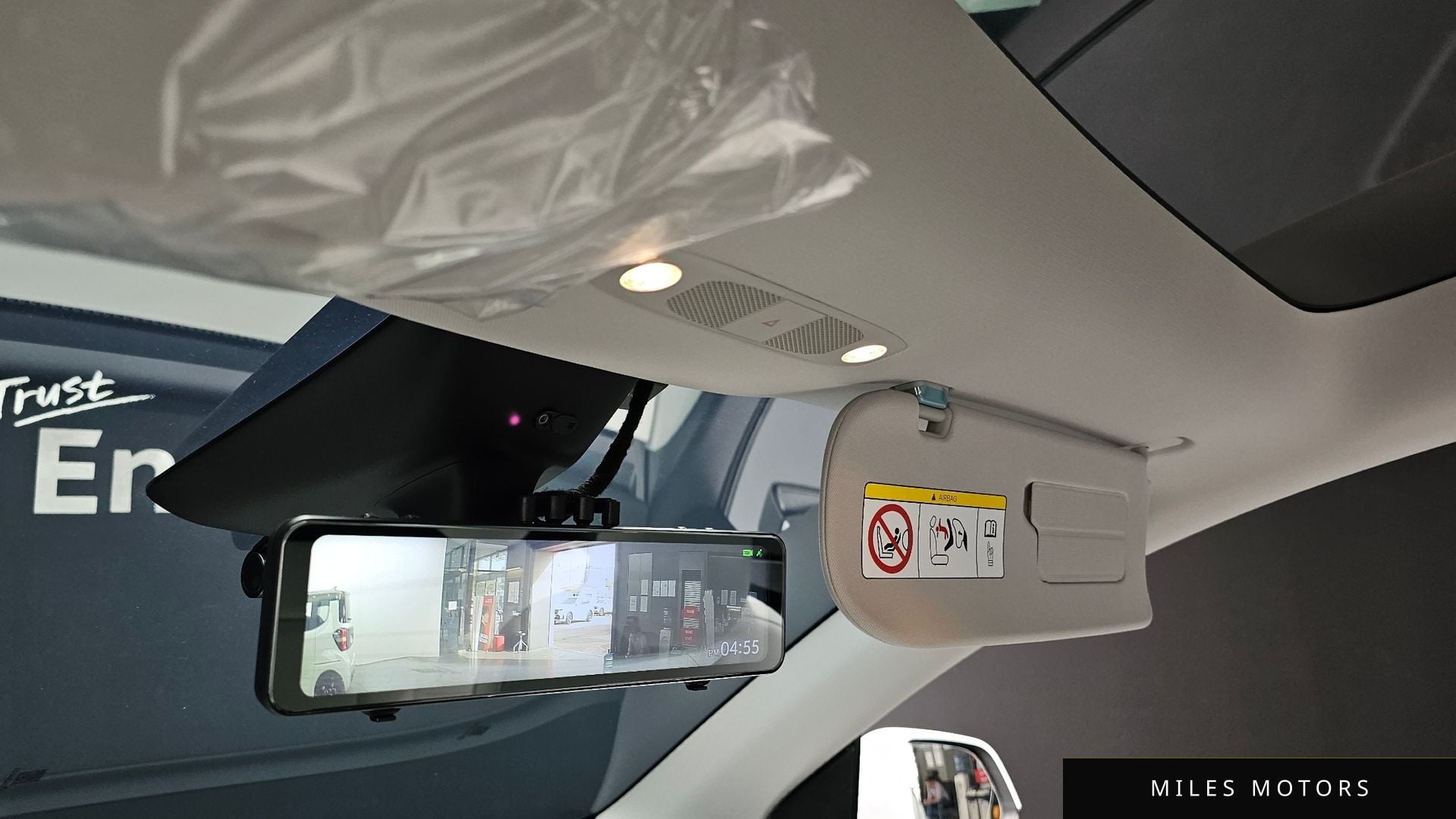 Tesla 모델 Y 2024 — миниатюра 30