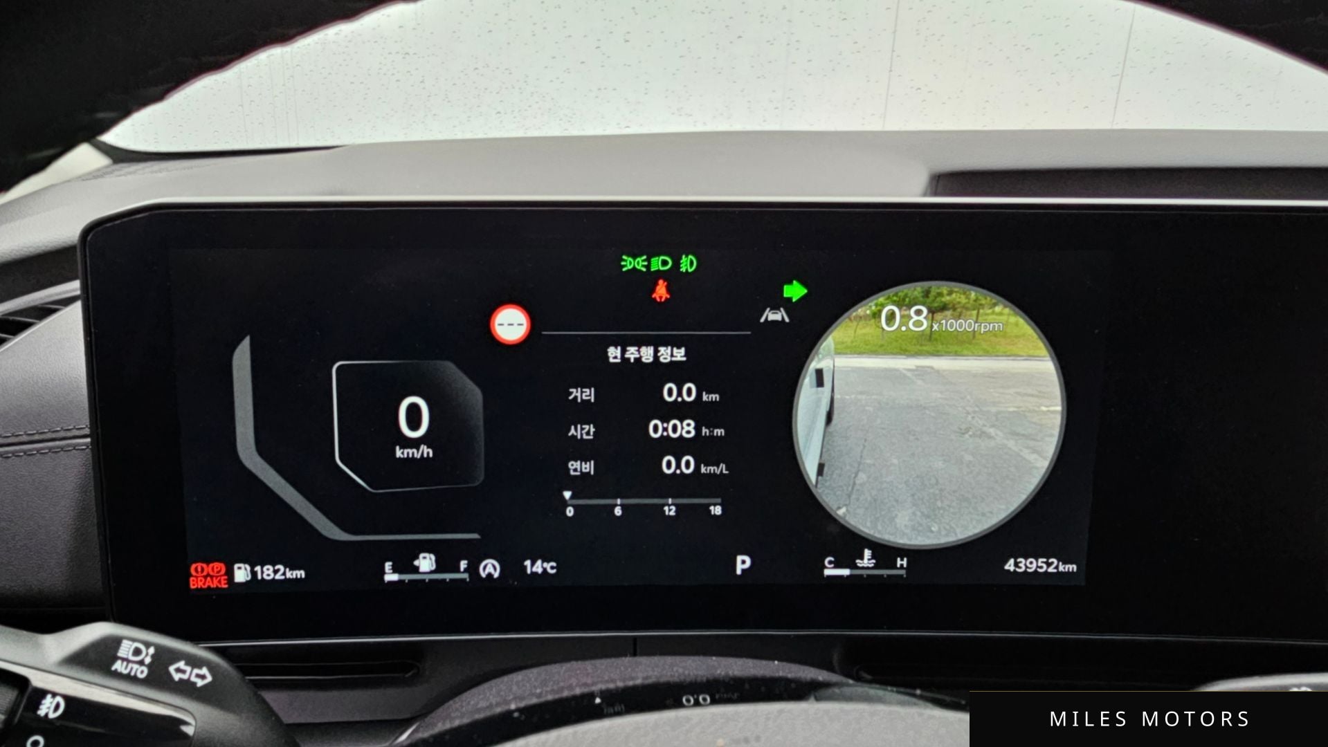 Kia Canival 2025 — миниатюра 11