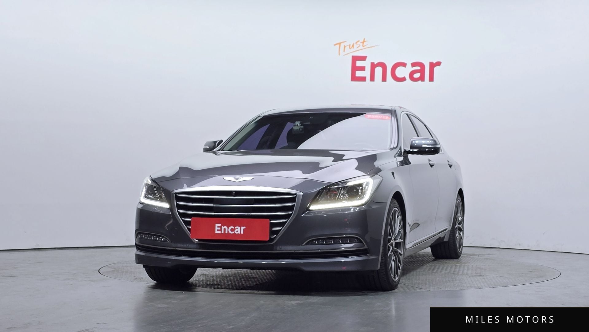 Hyundai Genesis 2016 — миниатюра 2