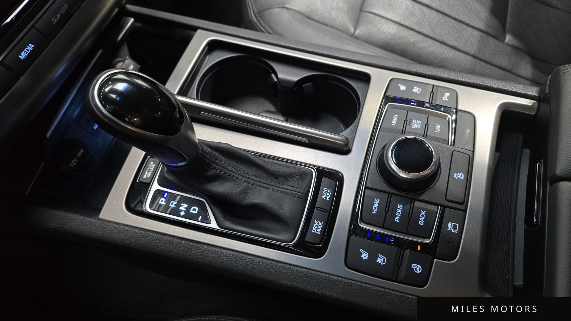 Hyundai Genesis 2016 — миниатюра 11