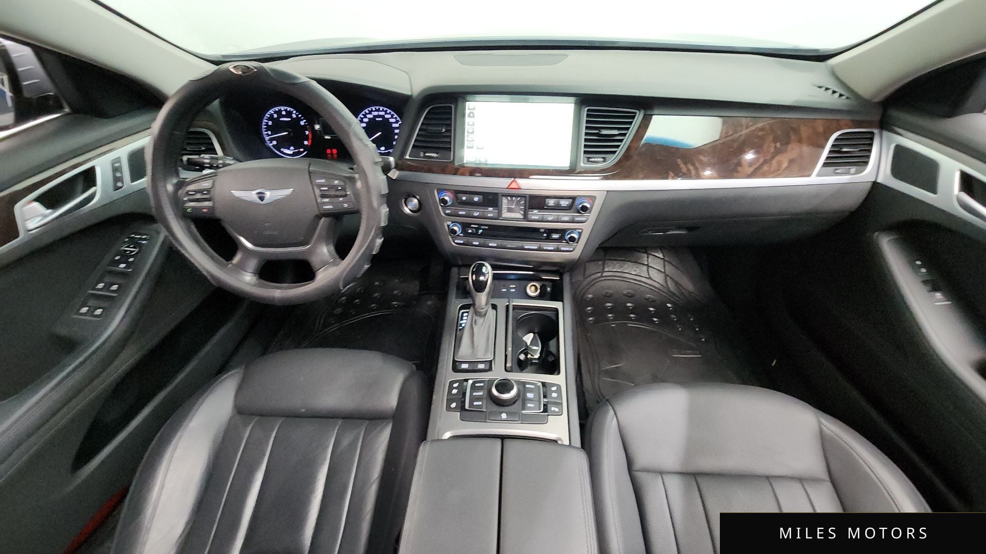 Hyundai Genesis 2015 — миниатюра 10