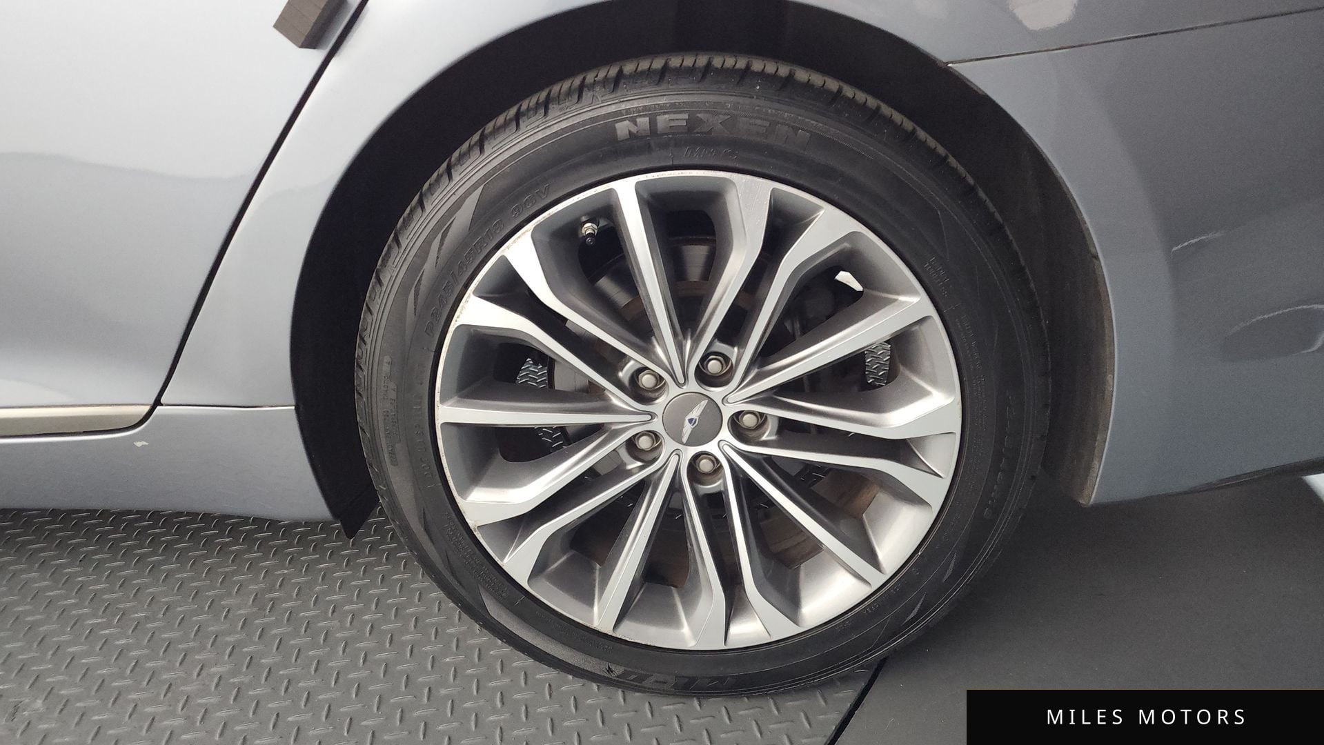 Hyundai Genesis 2015 — миниатюра 7