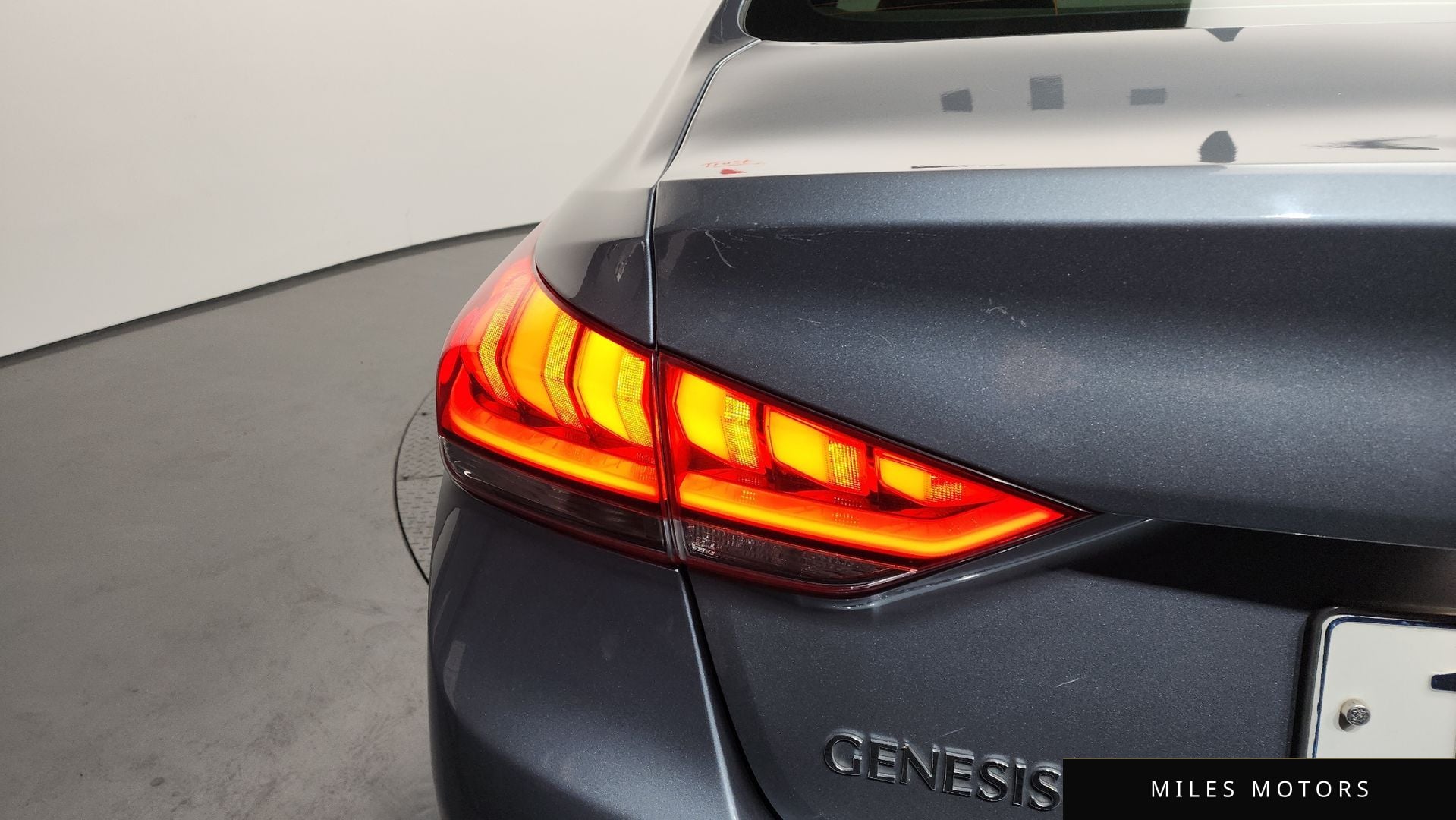 Hyundai Genesis 2015 — миниатюра 9