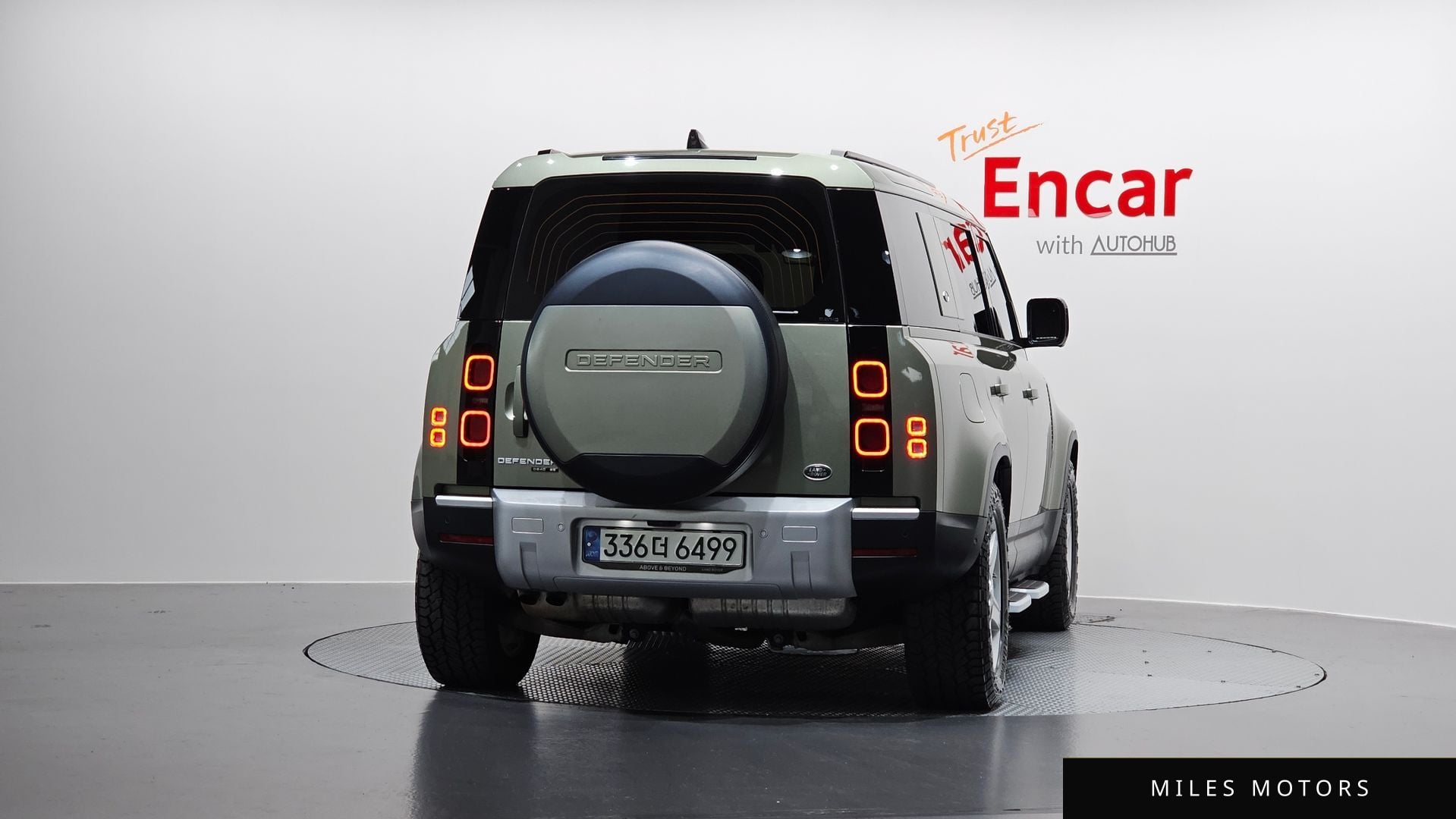 Land Rover Defender 2020 — миниатюра 4