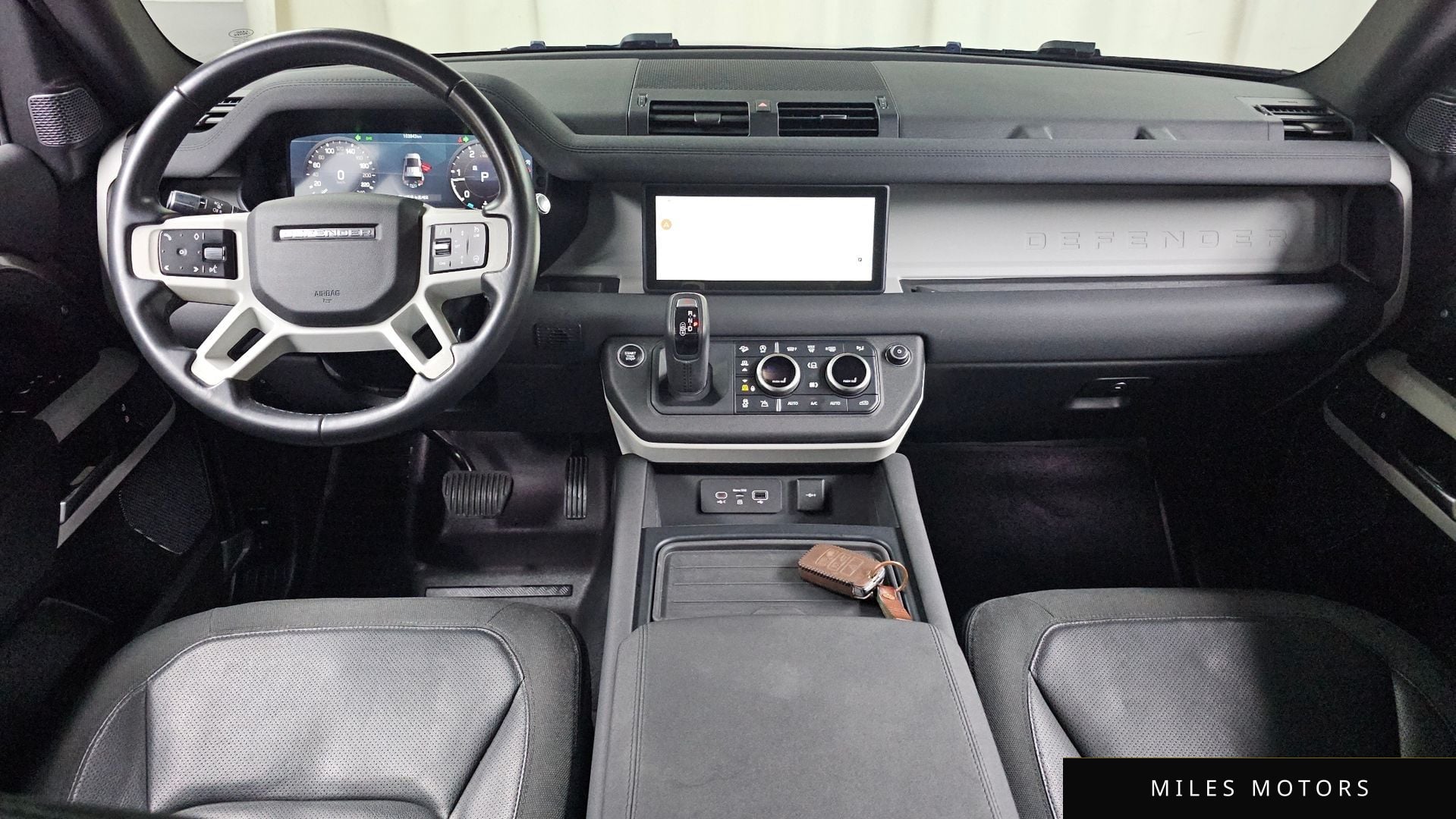 Land Rover Defender 2020 — миниатюра 10