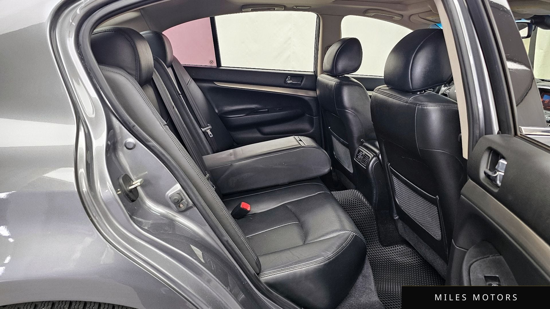 Infiniti G37 2010 — миниатюра 7