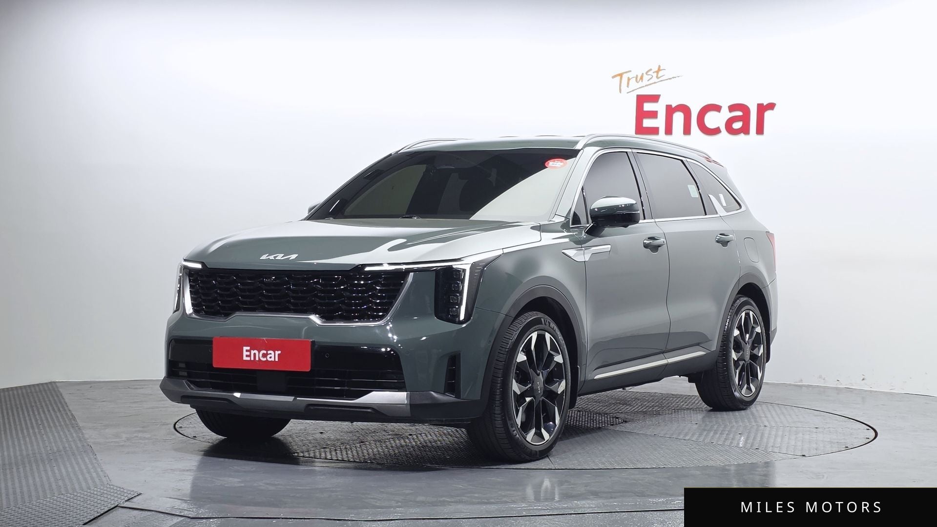 Kia Sorento 2024 — фото 1 из 12