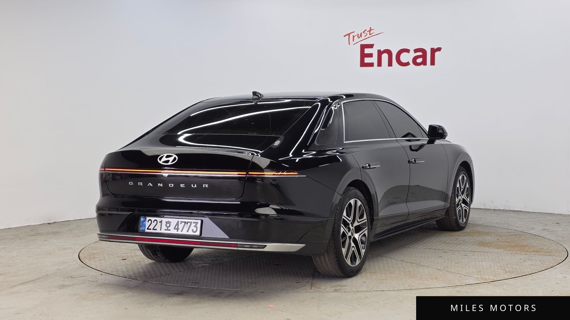 Hyundai Grandeur 2023 — миниатюра 2