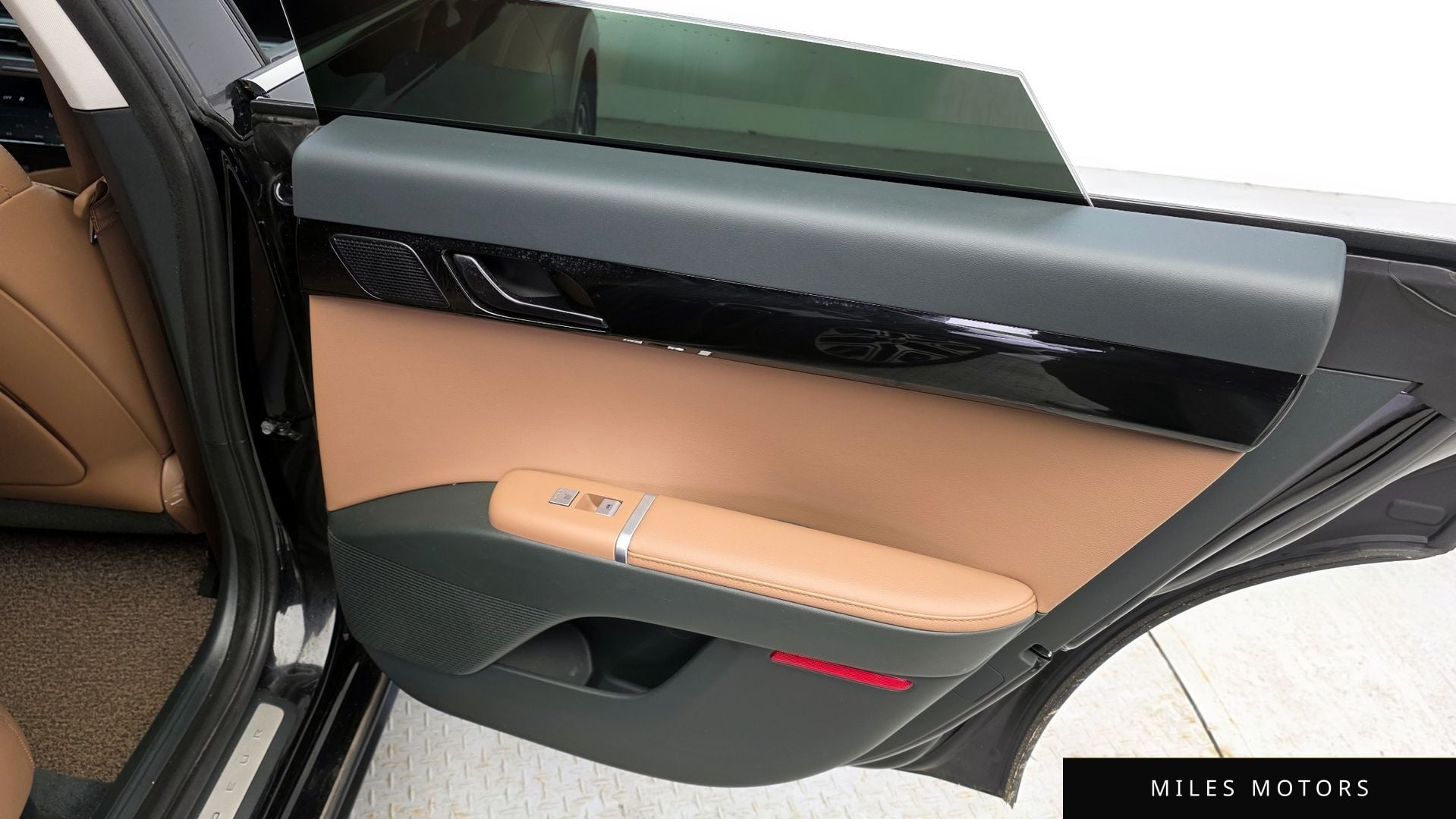 Hyundai Grandeur 2023 — миниатюра 15