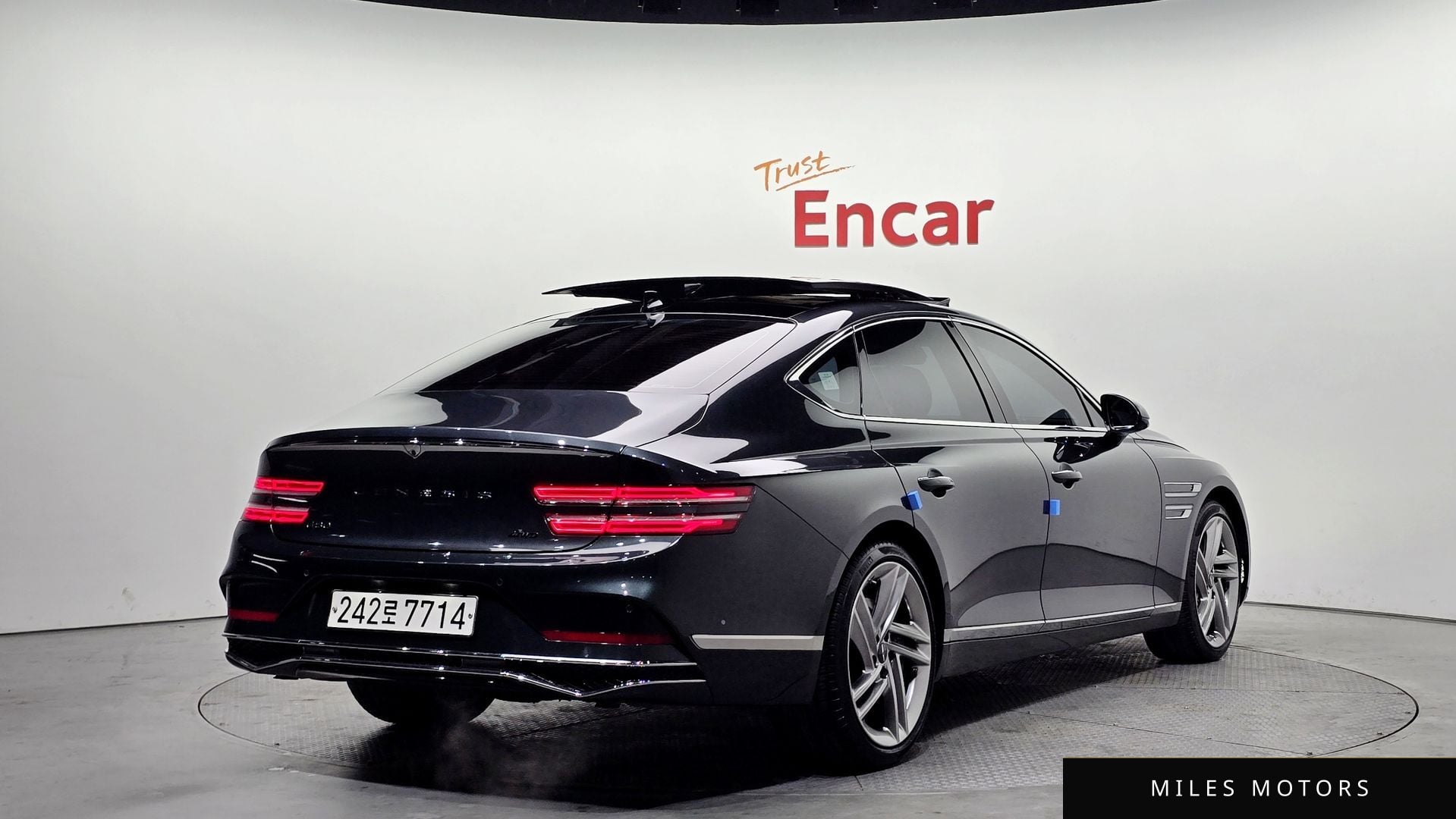 Genesis G80 (RG3) 2025 — миниатюра 2