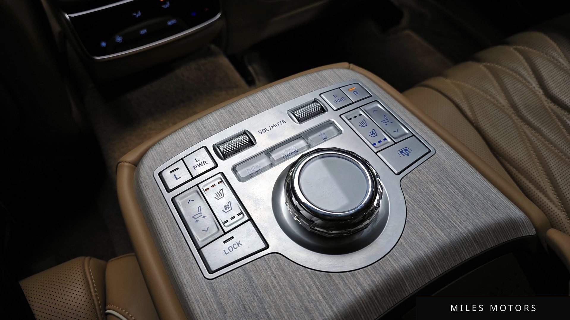 Genesis G80 (RG3) 2025 — миниатюра 17
