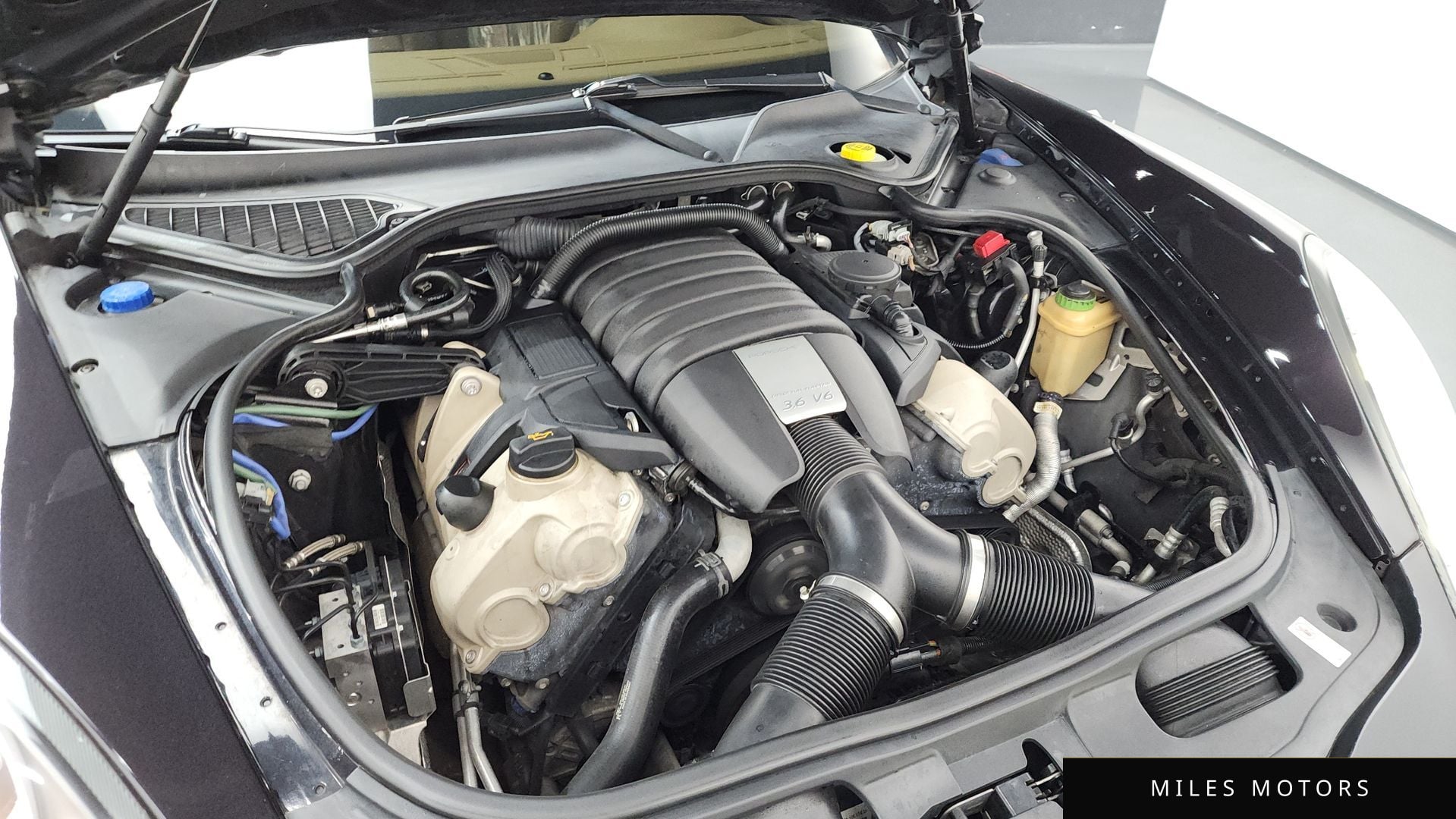 Porsche Panamera 2013 — миниатюра 6