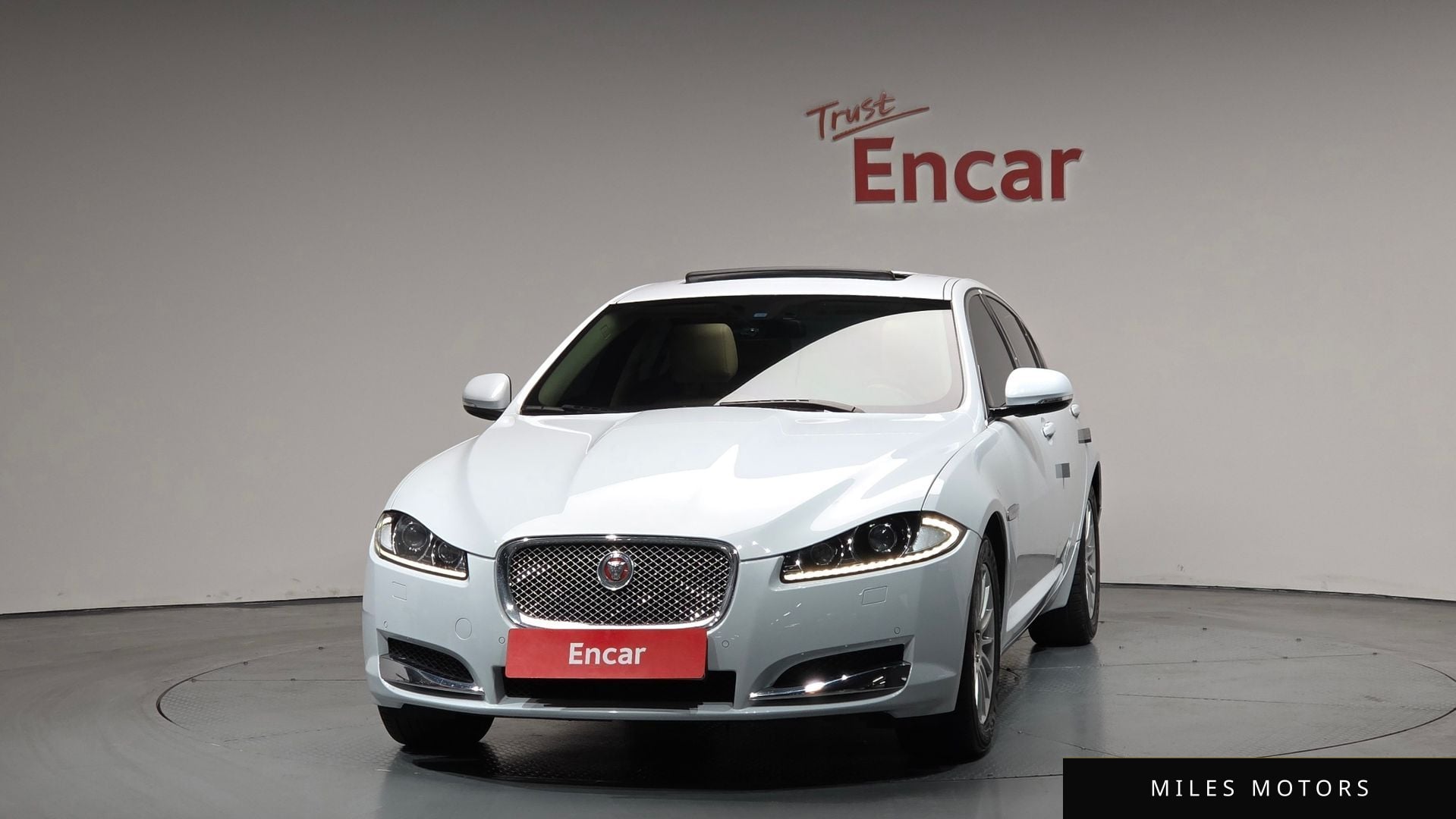 Jaguar New XF 2015 — миниатюра 3