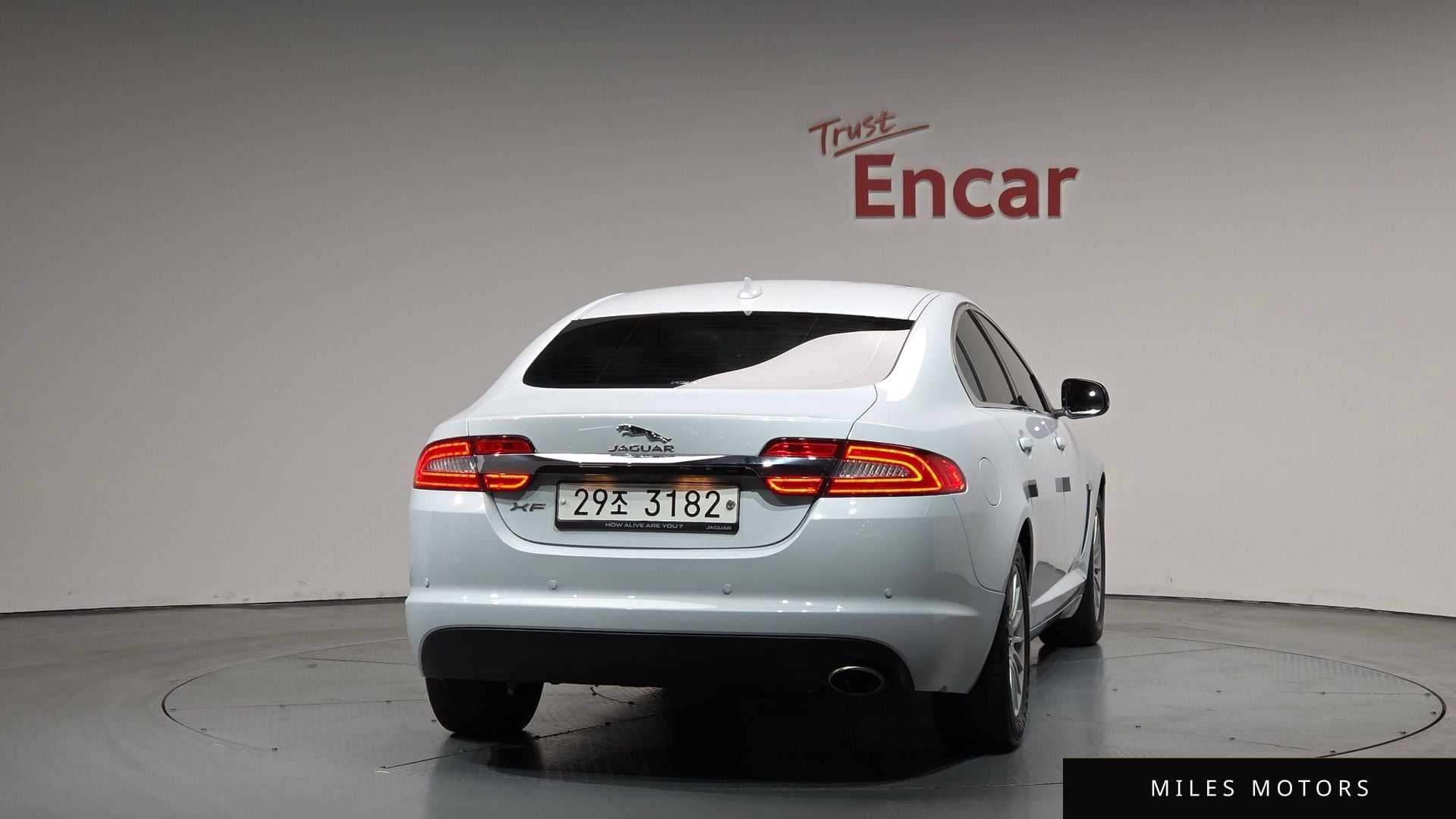 Jaguar New XF 2015 — миниатюра 4