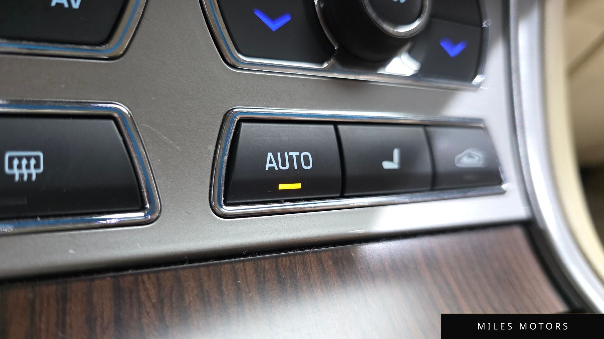 Jaguar New XF 2015 — миниатюра 32