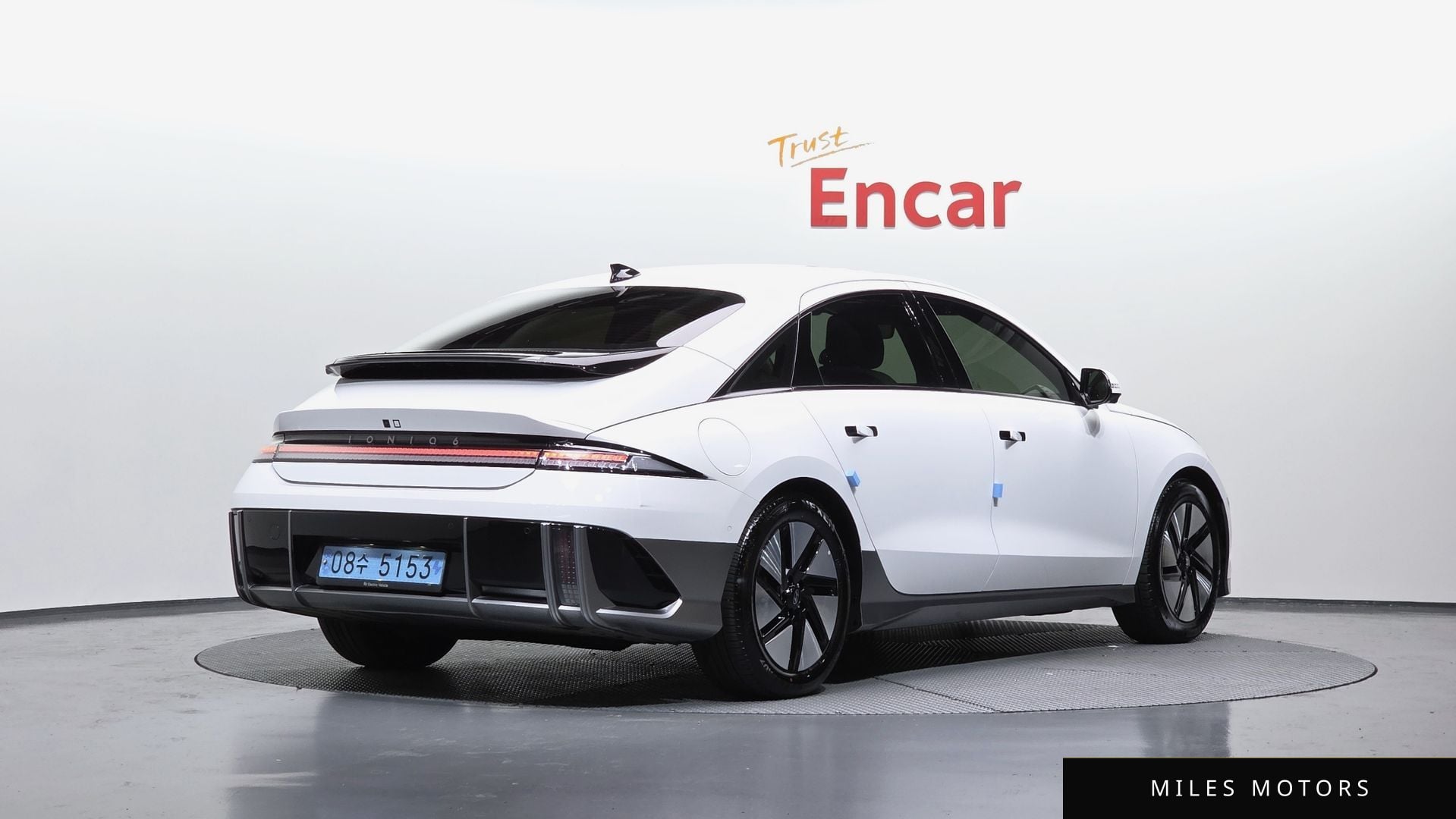 Hyundai Ioniq6 2023 — миниатюра 2