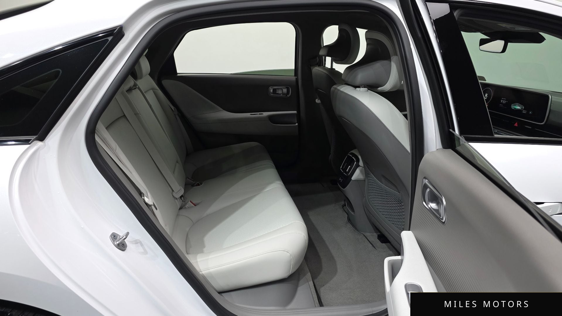 Hyundai Ioniq6 2023 — миниатюра 18
