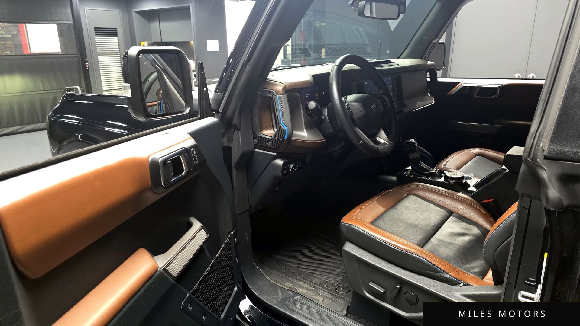 Ford Bronco 2023 — миниатюра 10