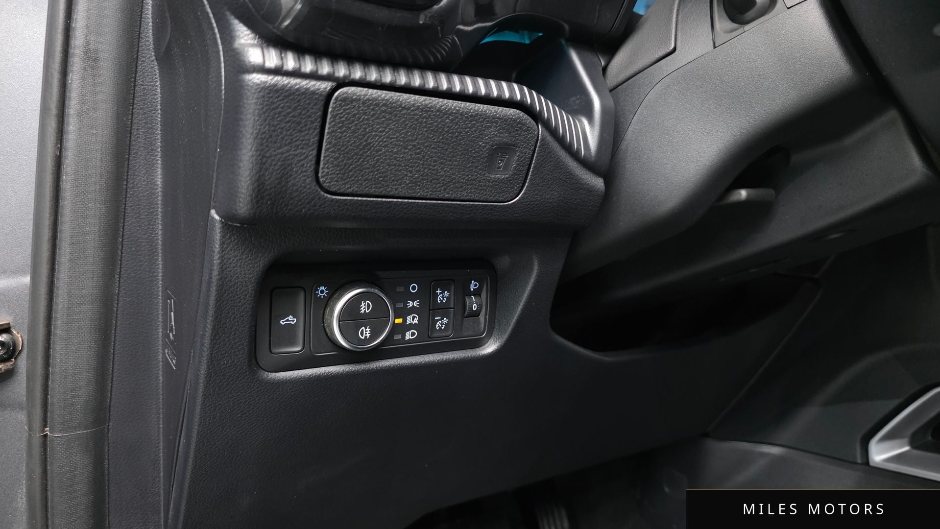 Ford Ranger 2023 — миниатюра 12