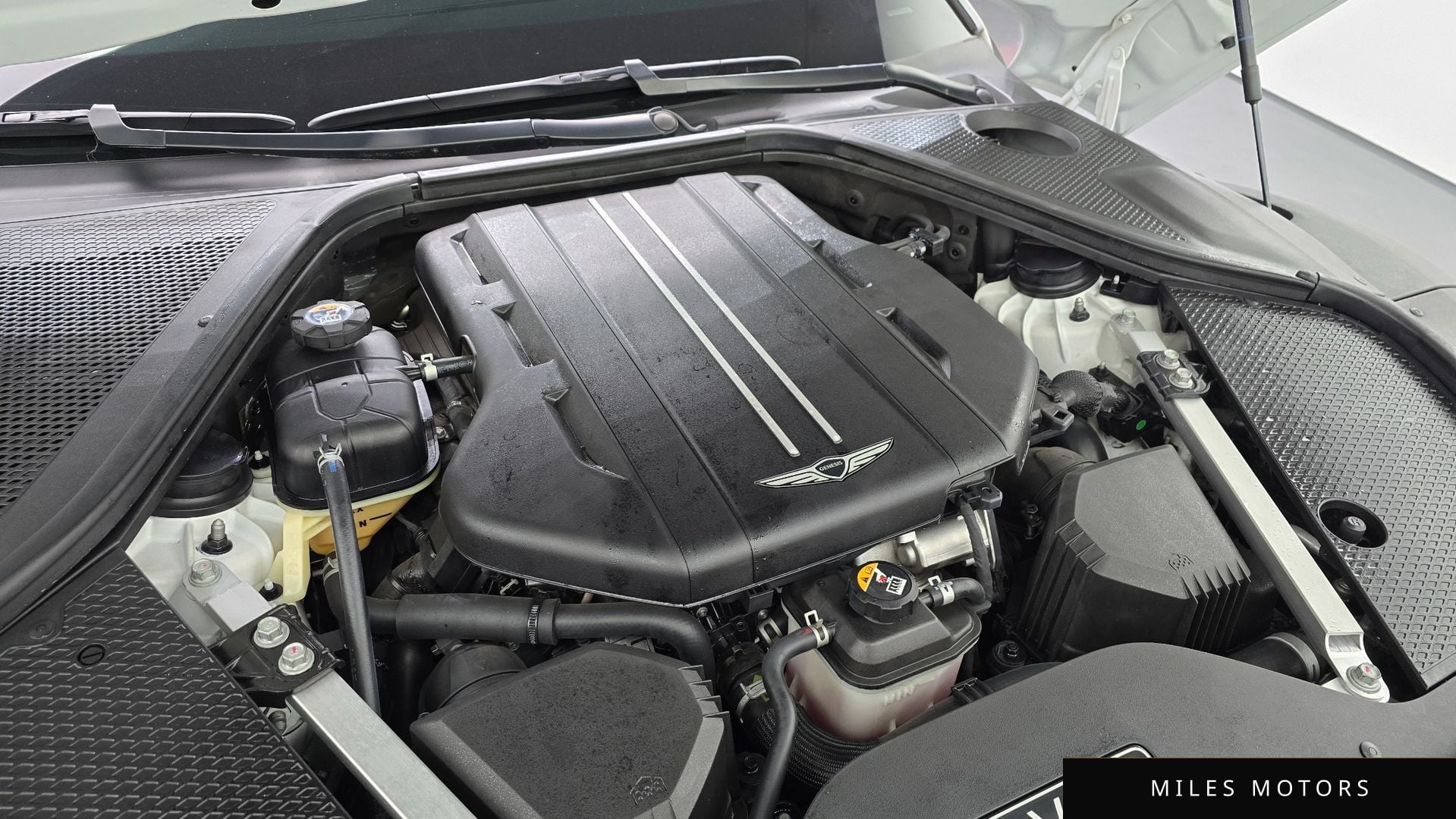 Genesis G90 (RS4) 2022 — миниатюра 6