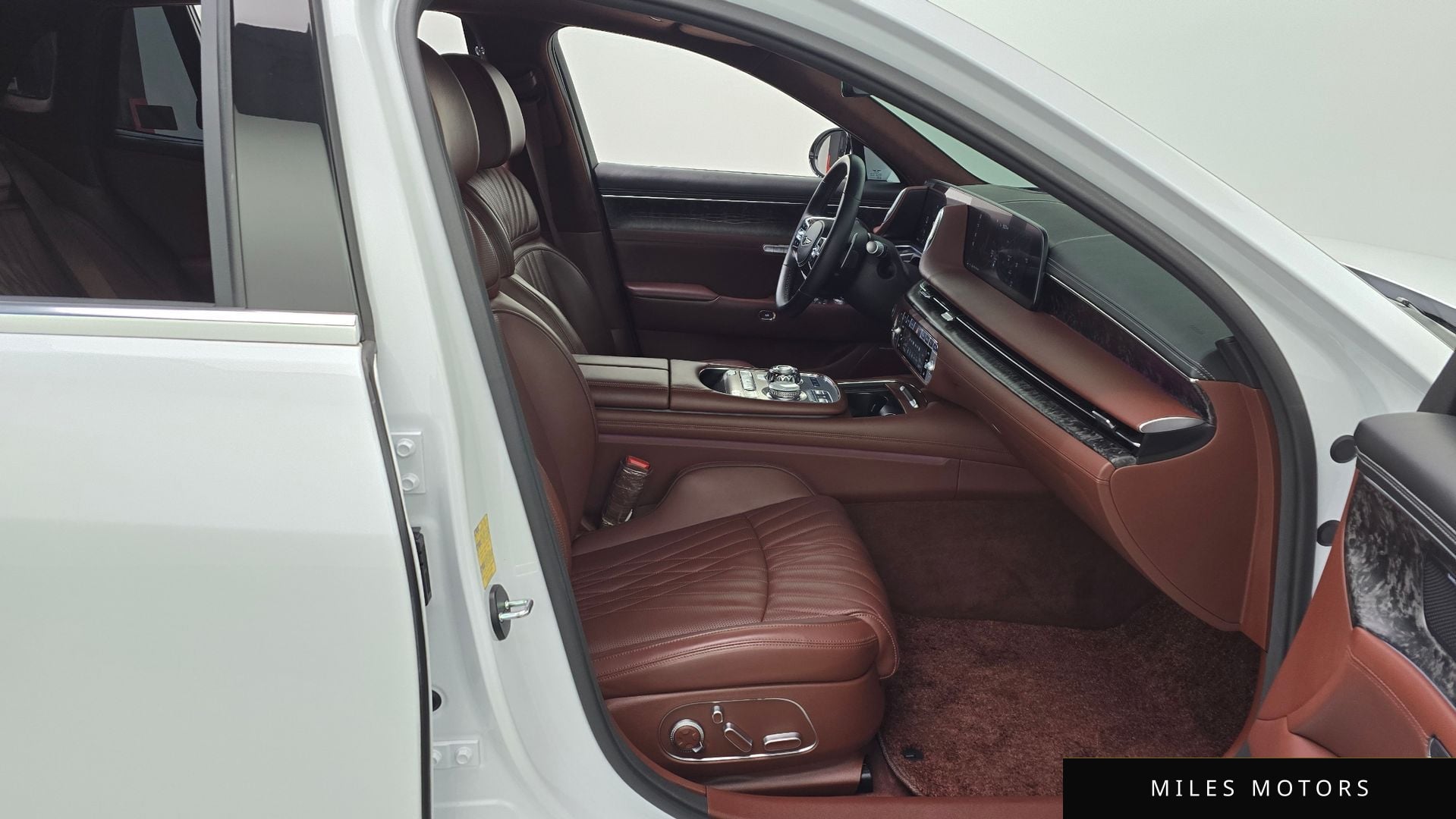 Genesis G90 (RS4) 2022 — миниатюра 12