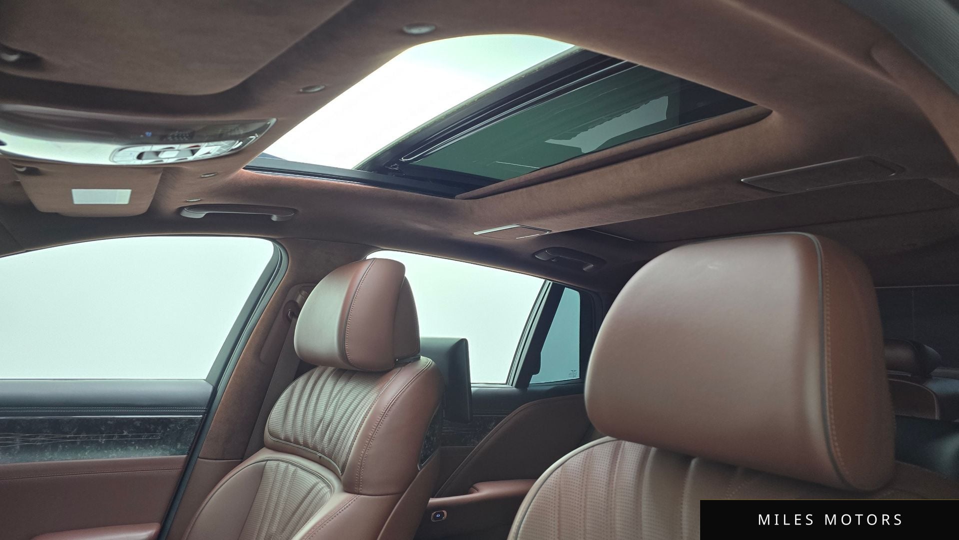 Genesis G90 (RS4) 2022 — миниатюра 19
